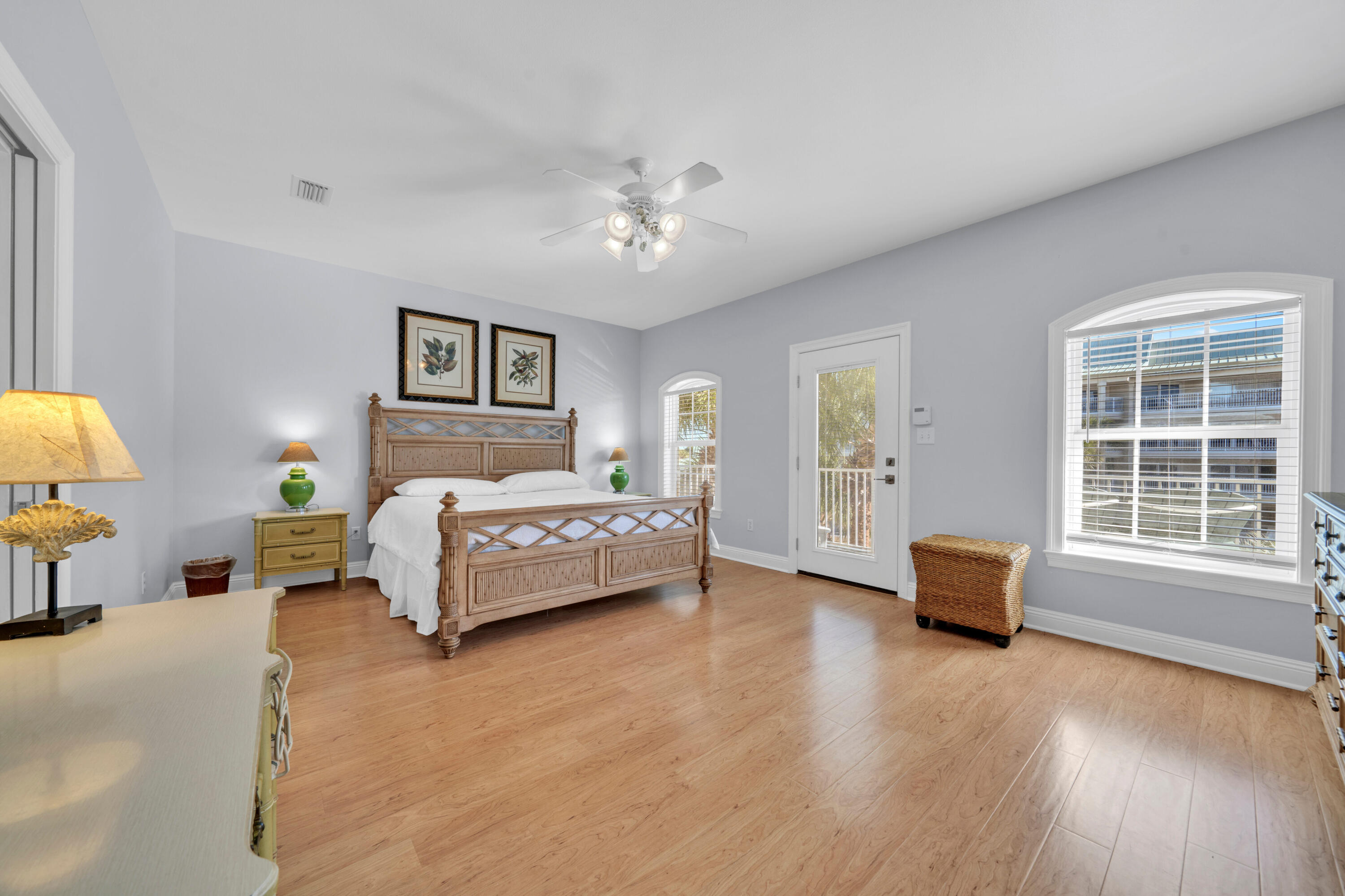 MARAVILLA SHORES - Residential