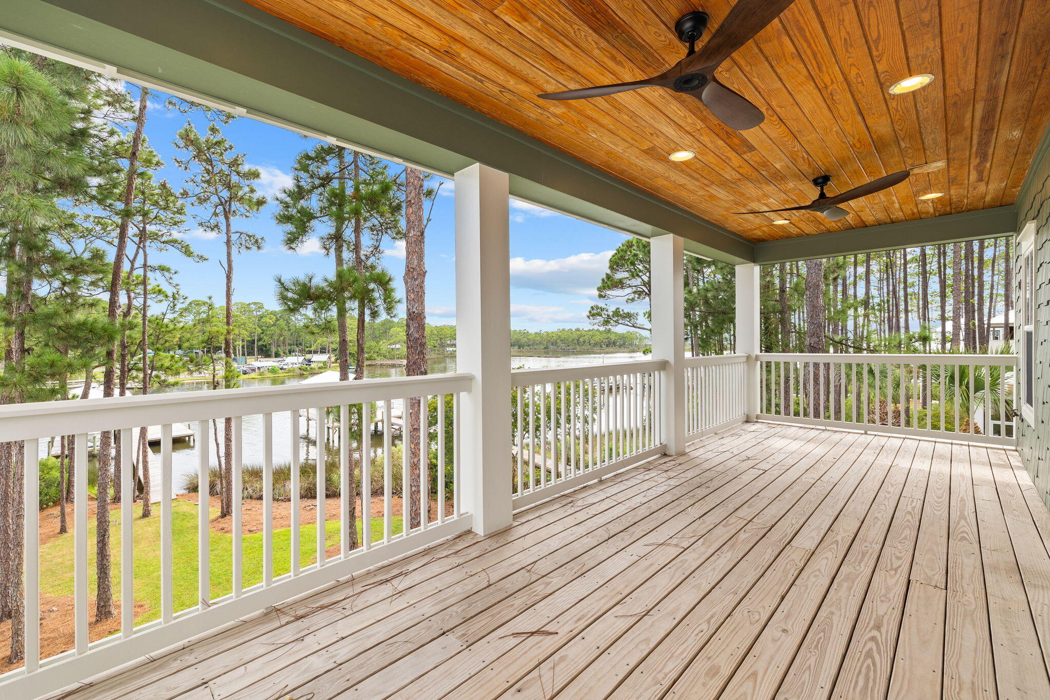 CESSNA LANDING - Residential