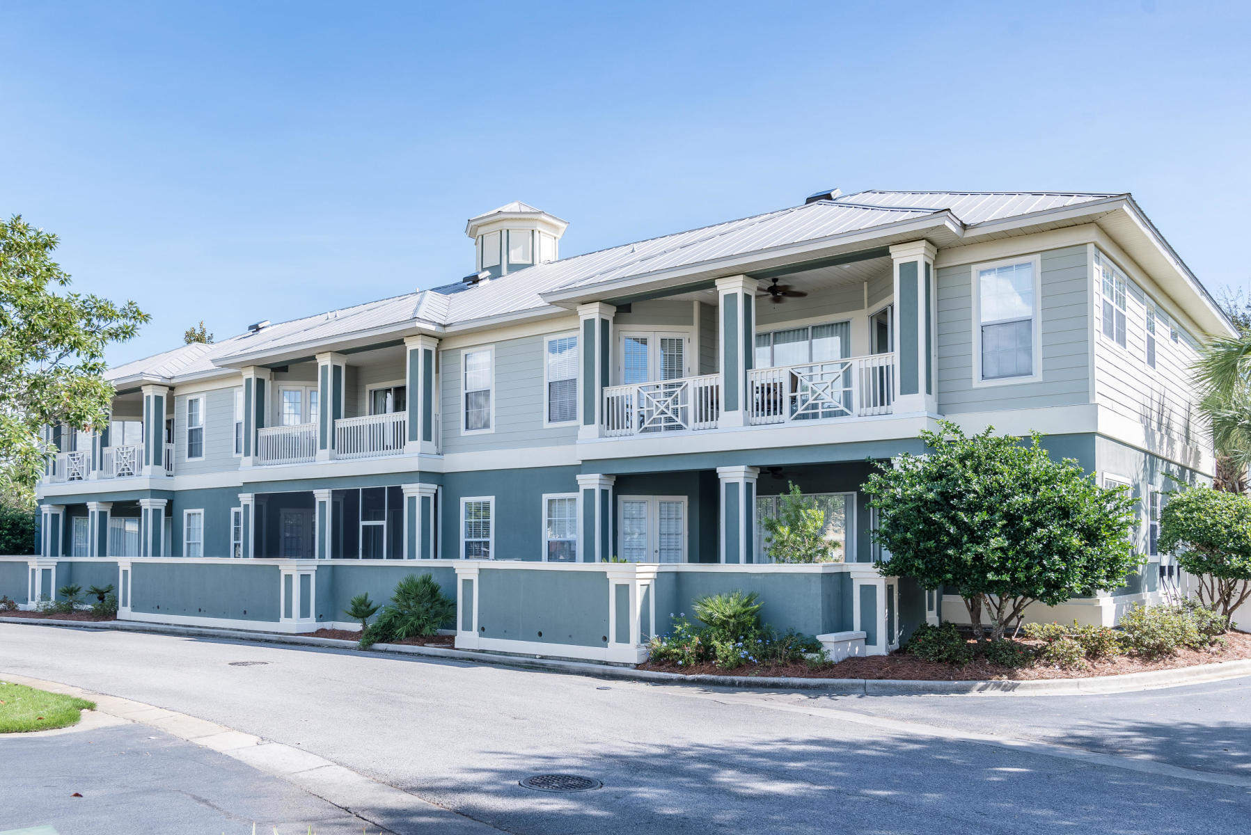 CRYSTAL COVE - Residential