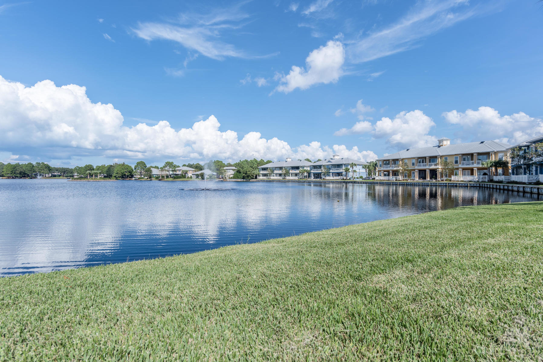 CRYSTAL COVE - Residential