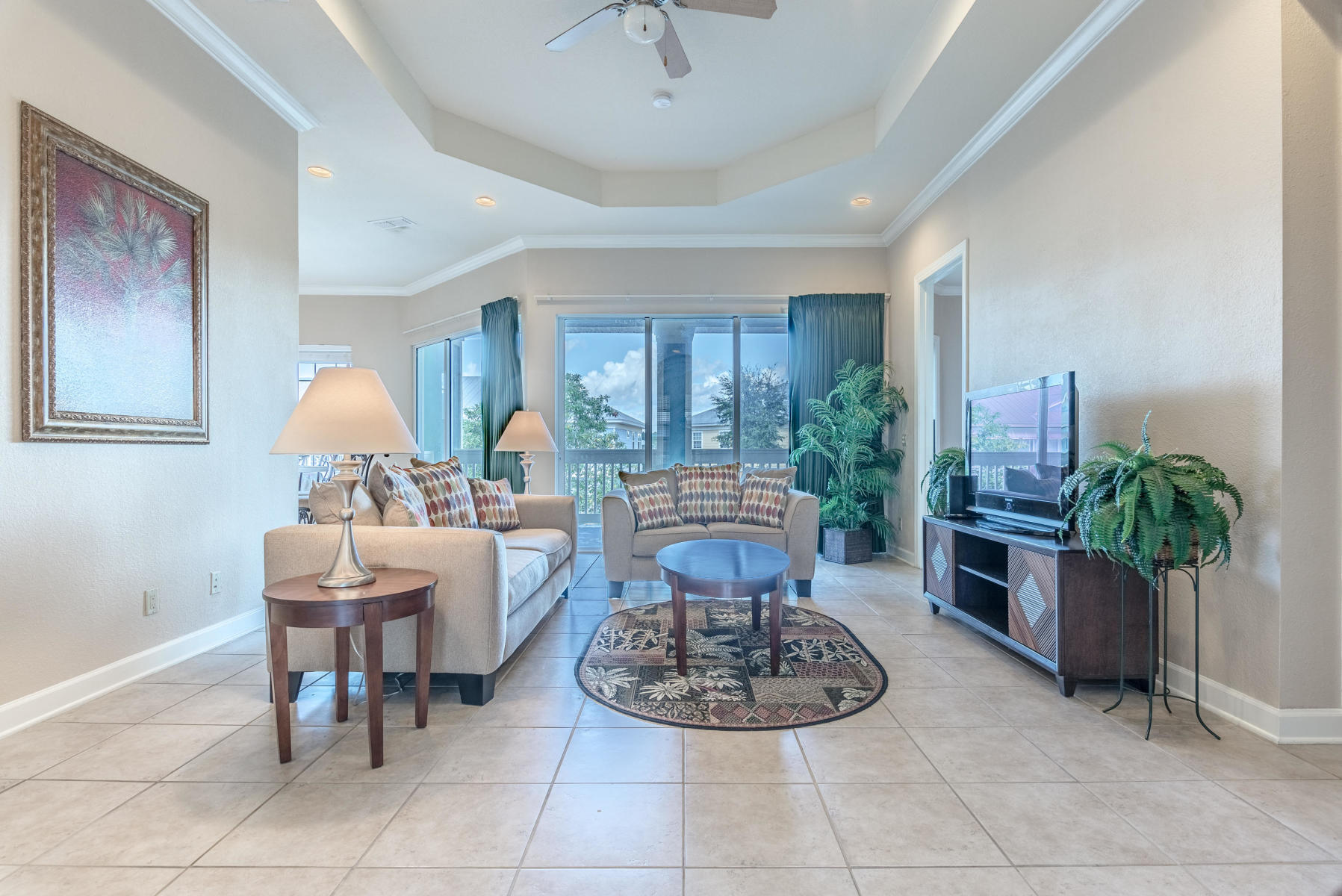 CRYSTAL COVE - Residential