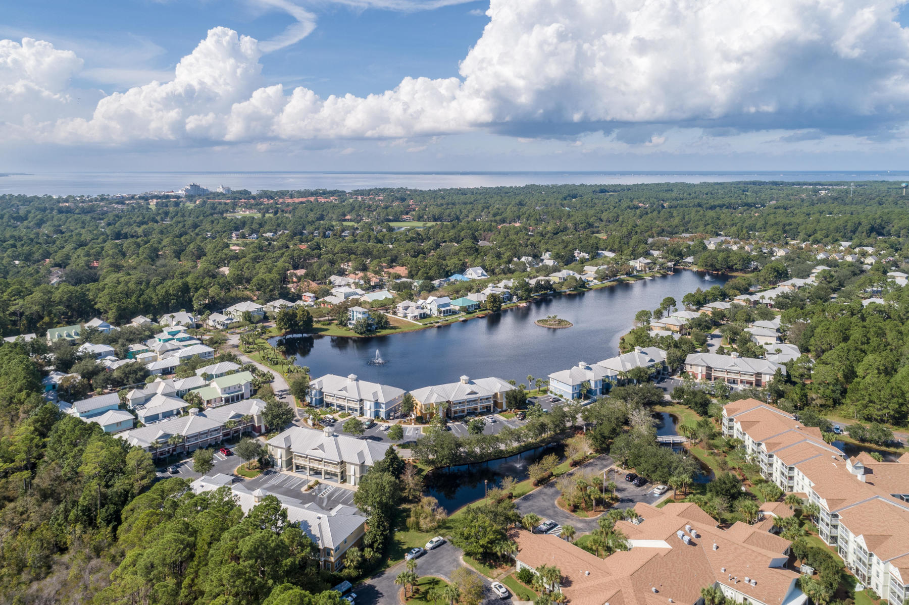 CRYSTAL COVE - Residential