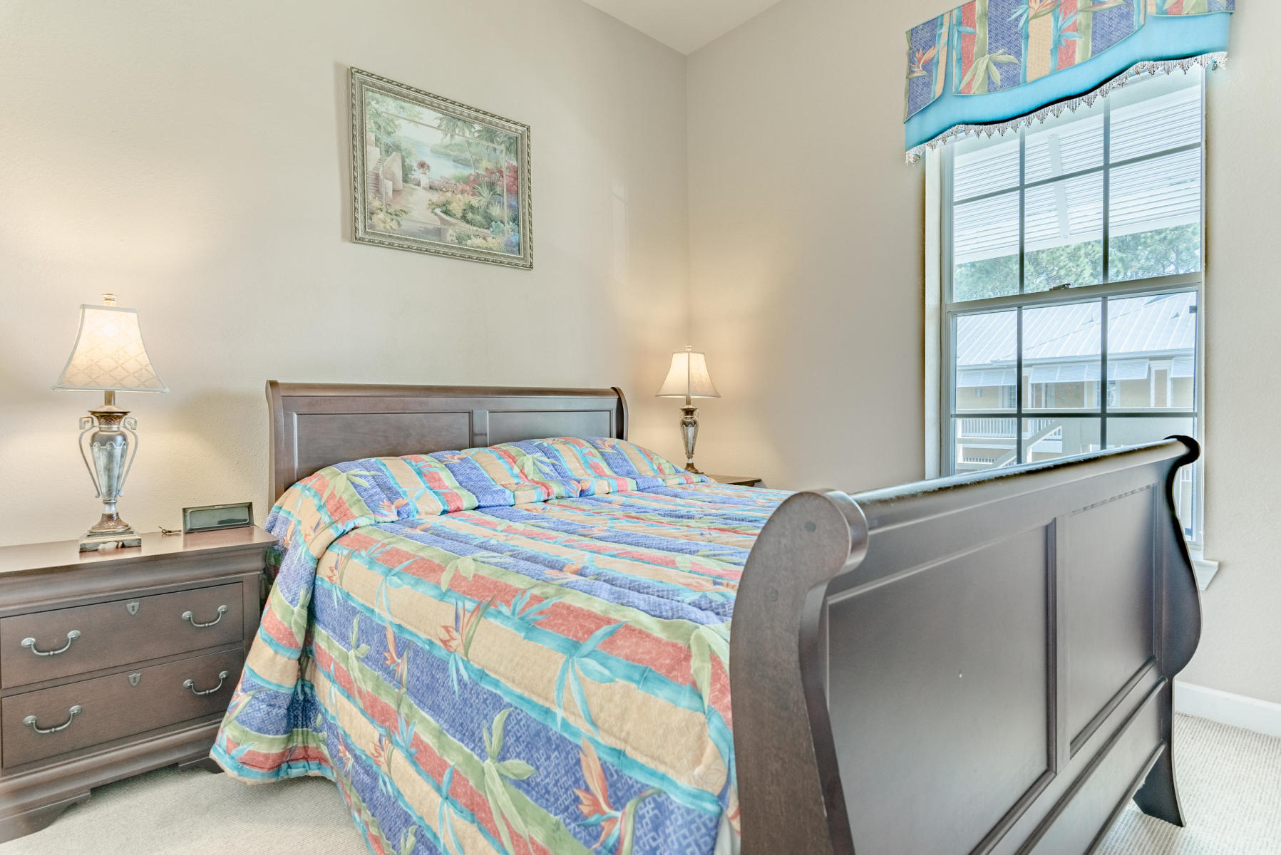 CRYSTAL COVE - Residential