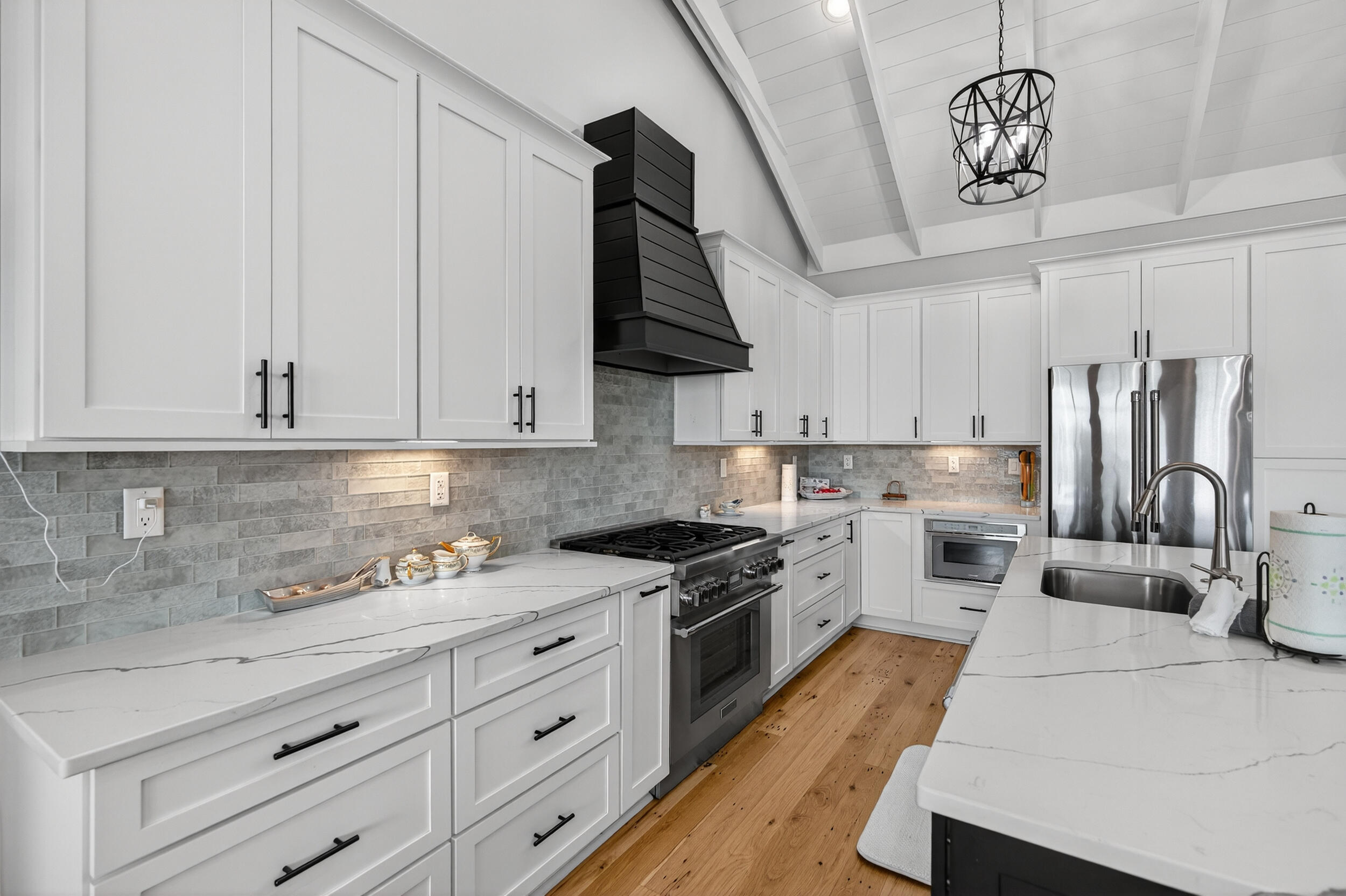 PEACOCKS POINT REPLAT - Residential