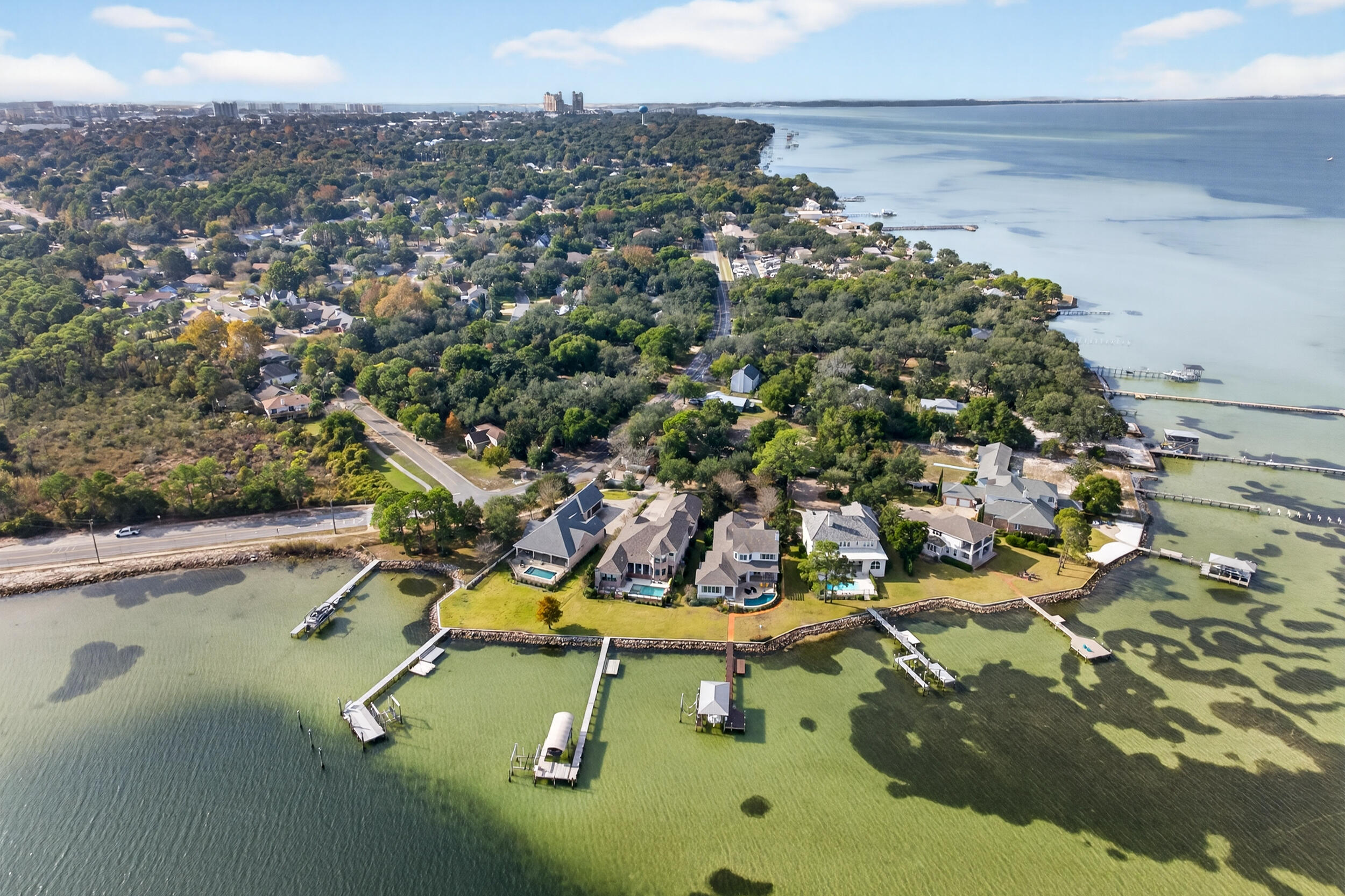 PEACOCKS POINT REPLAT - Residential