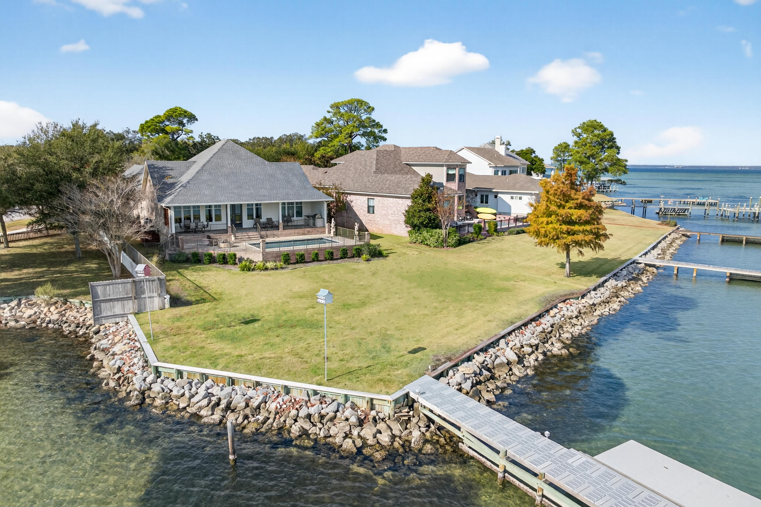 PEACOCKS POINT REPLAT - Residential