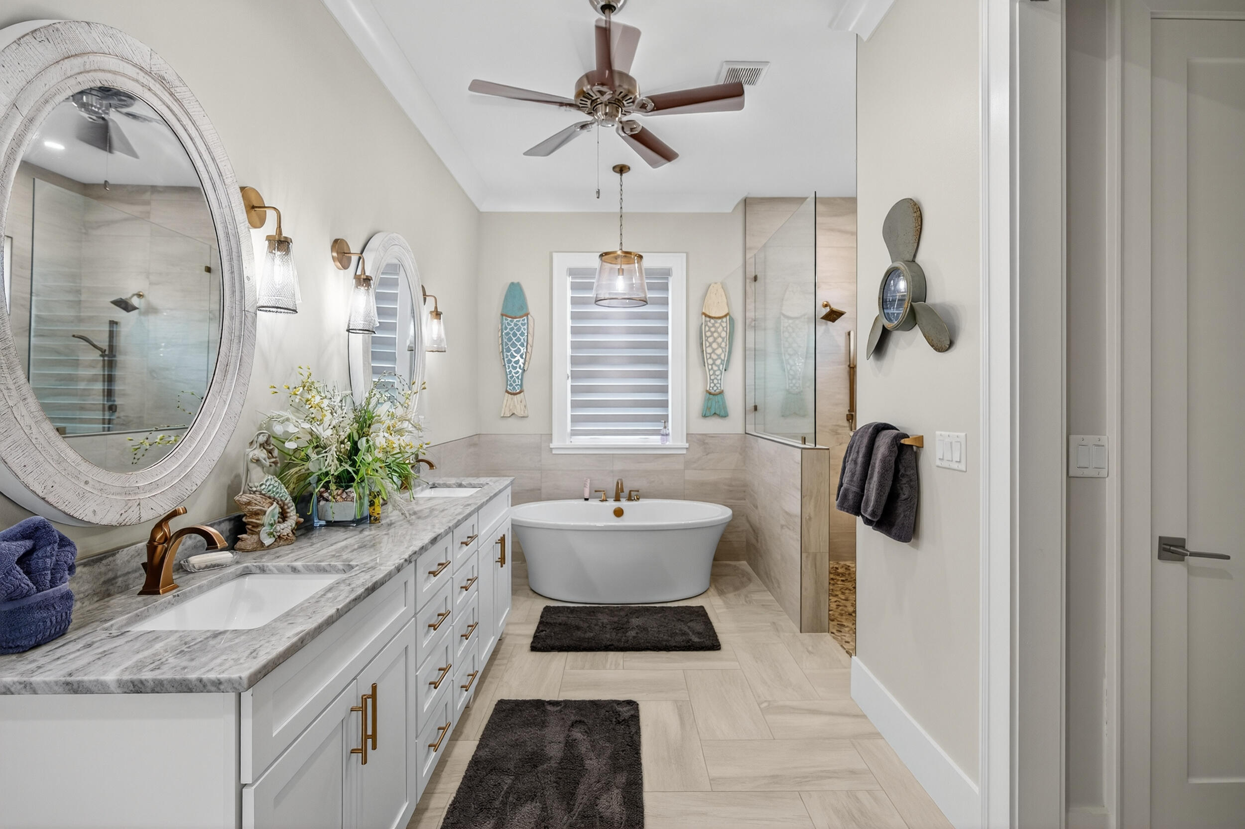 PEACOCKS POINT REPLAT - Residential