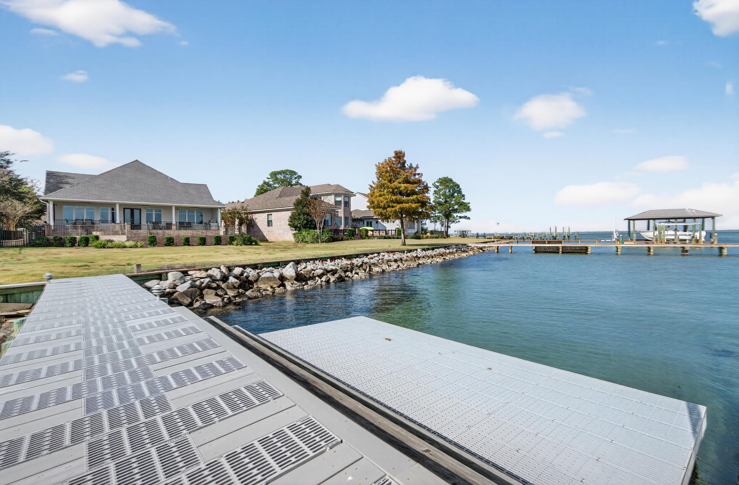 PEACOCKS POINT REPLAT - Residential