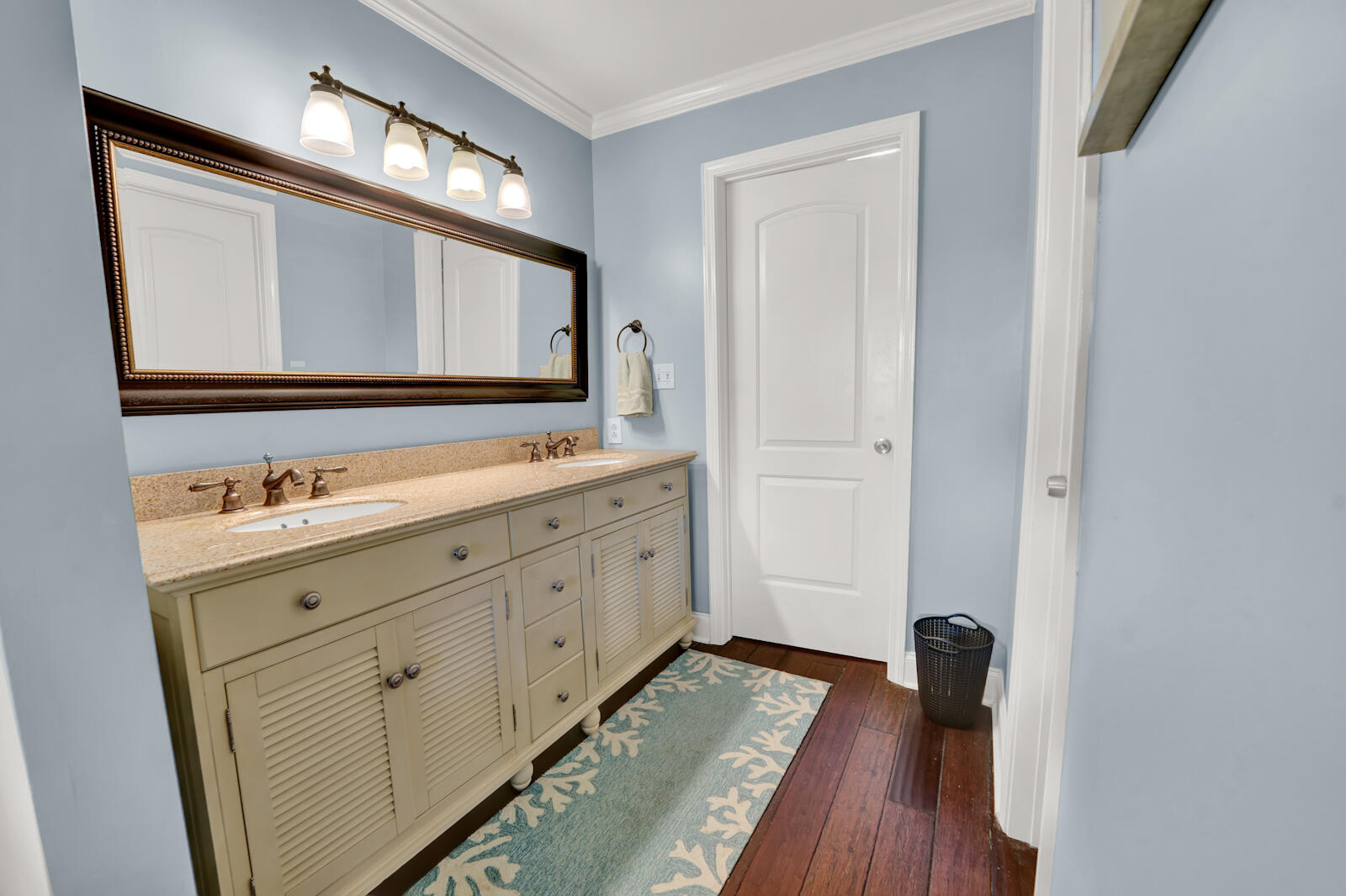EDGEWATER GOLF VILLAS 2A CONDO - Residential