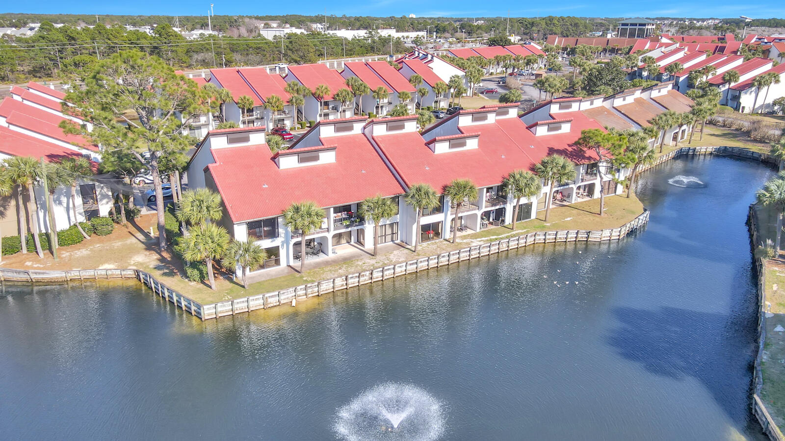 EDGEWATER GOLF VILLAS 2A CONDO - Residential