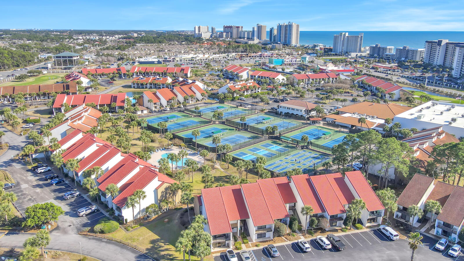 EDGEWATER GOLF VILLAS 2A CONDO - Residential