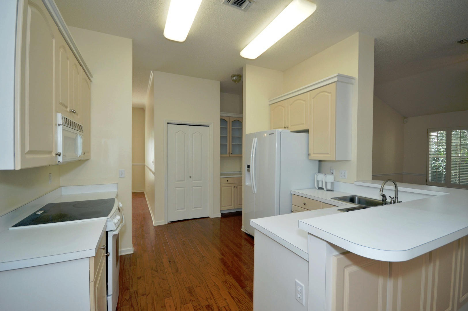 HOLLEY BY THE SEA - Residential