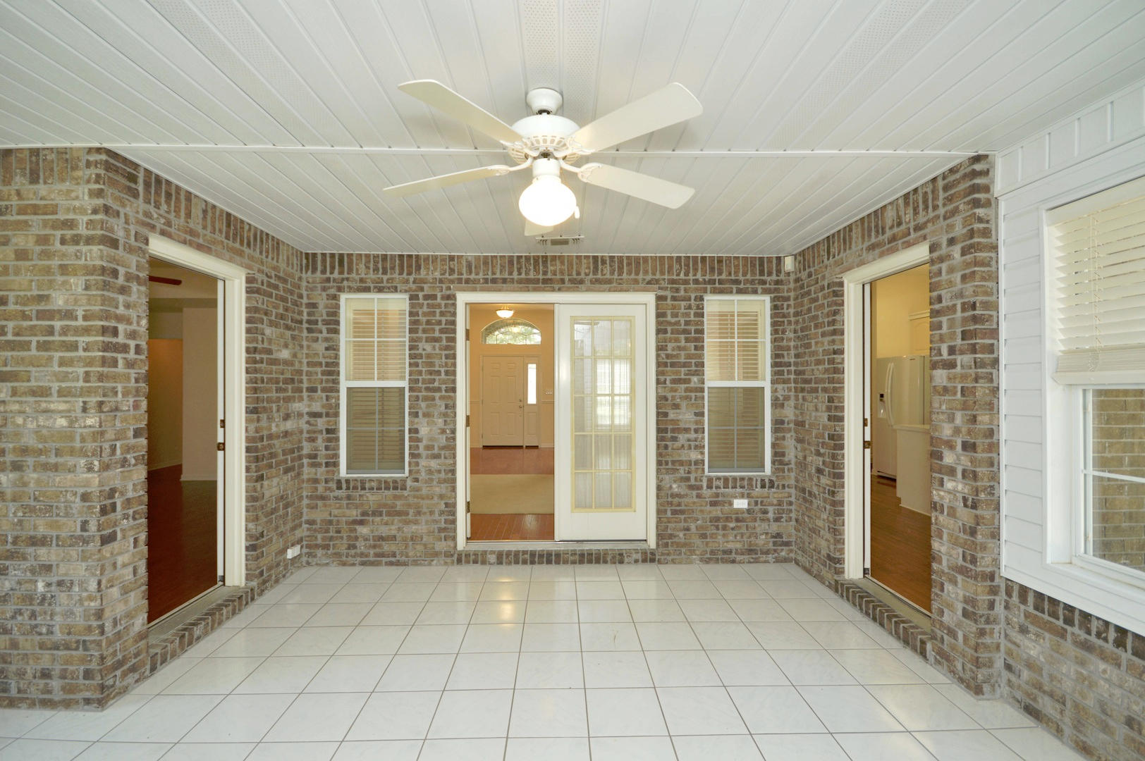 HOLLEY BY THE SEA - Residential