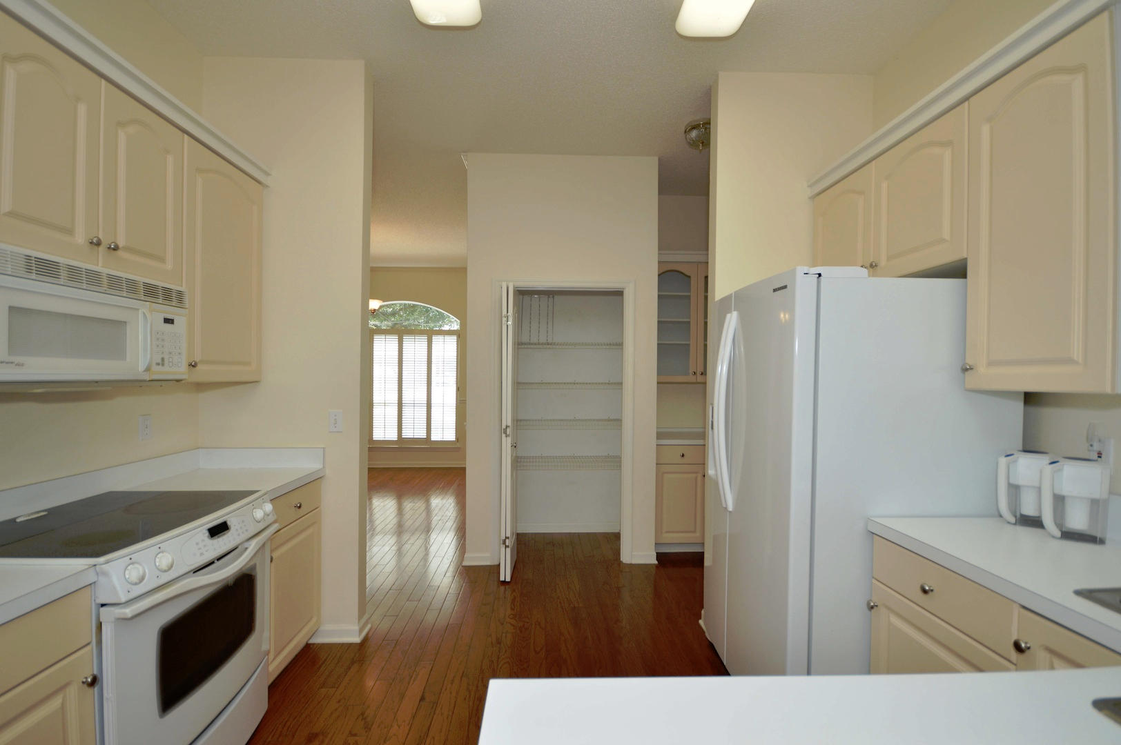 HOLLEY BY THE SEA - Residential