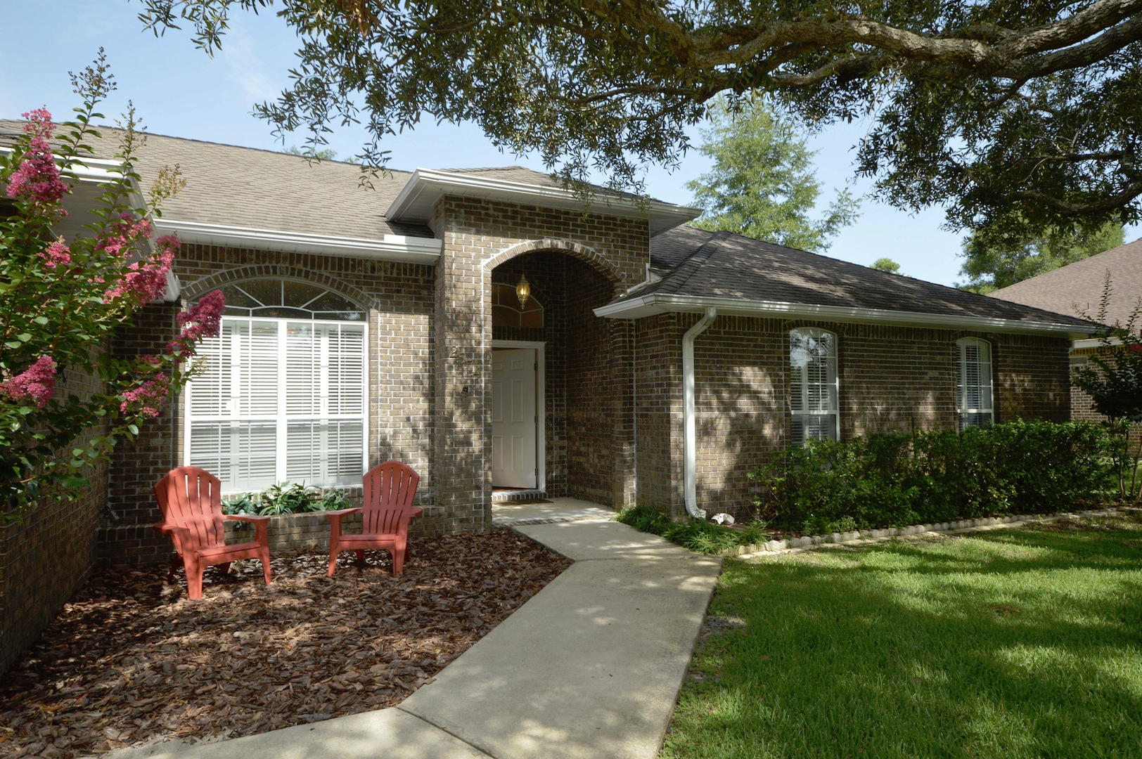 HOLLEY BY THE SEA - Residential