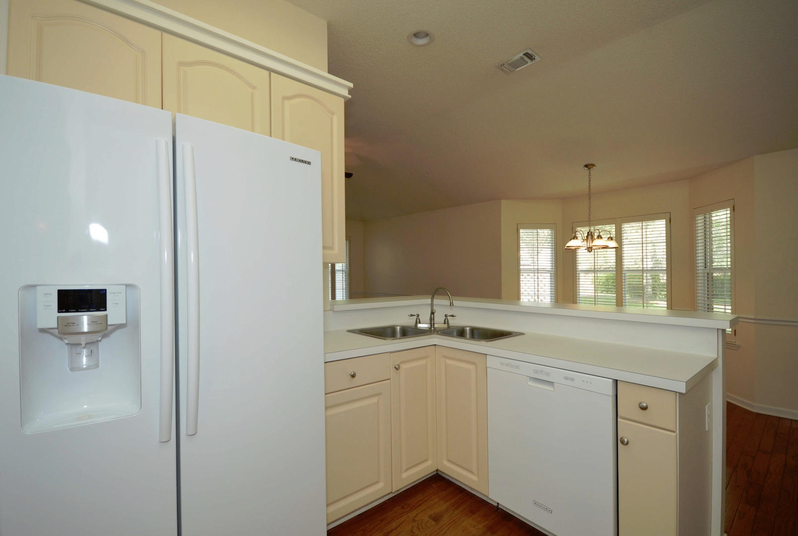 HOLLEY BY THE SEA - Residential