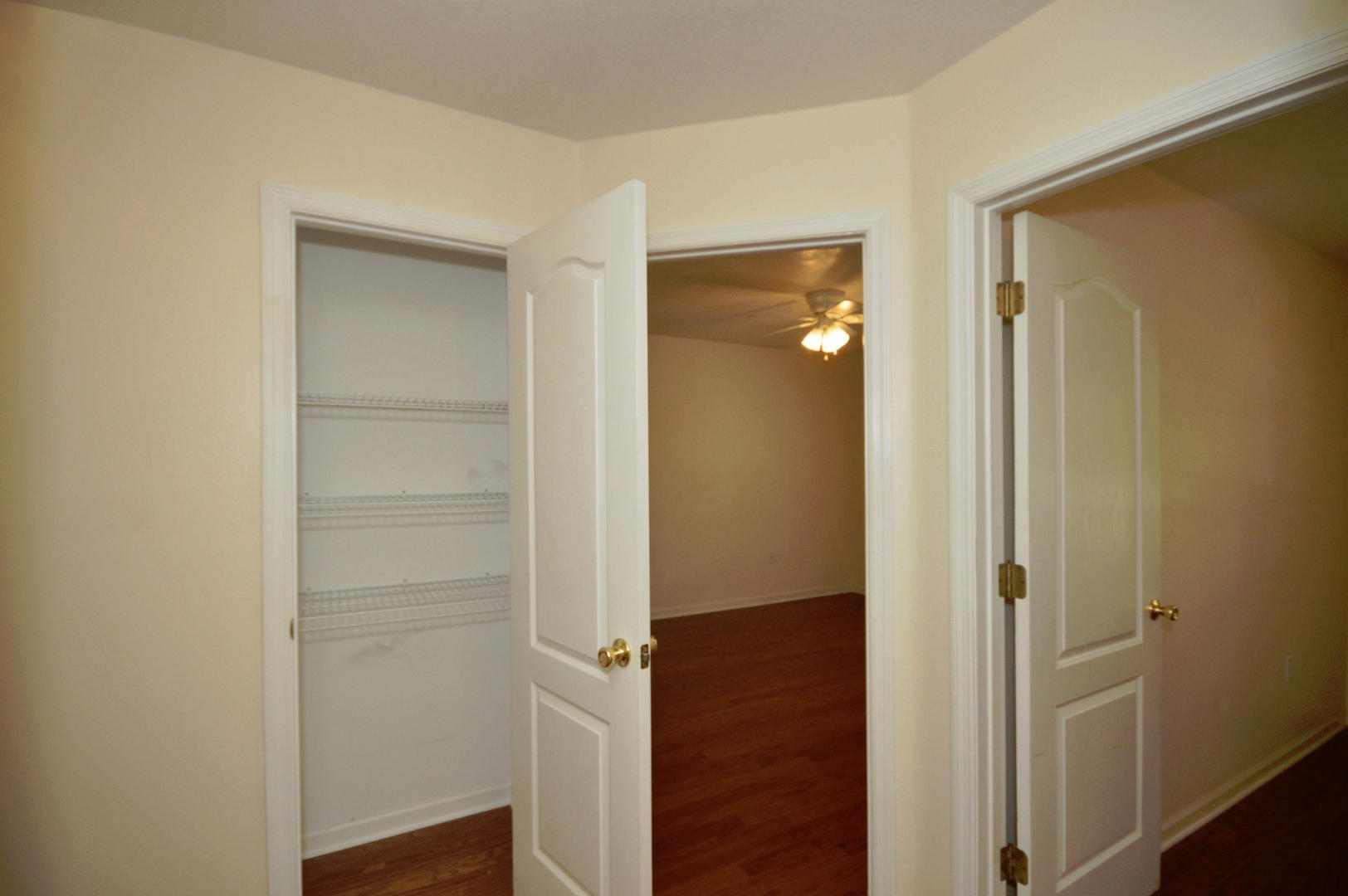 HOLLEY BY THE SEA - Residential