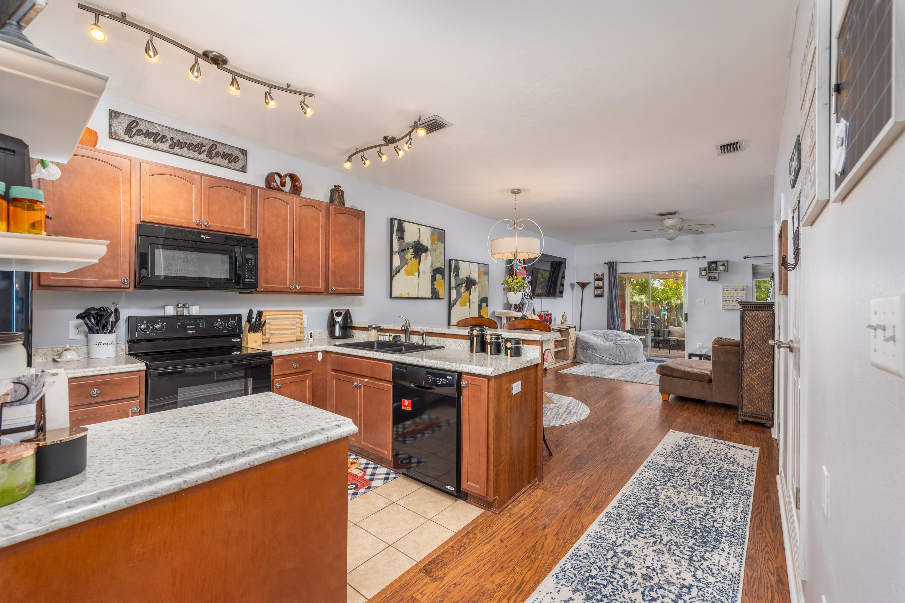 VILLA DANIELLE - Residential