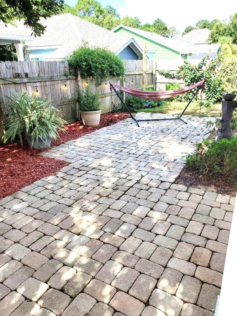 WATER OAKS T/H - Residential