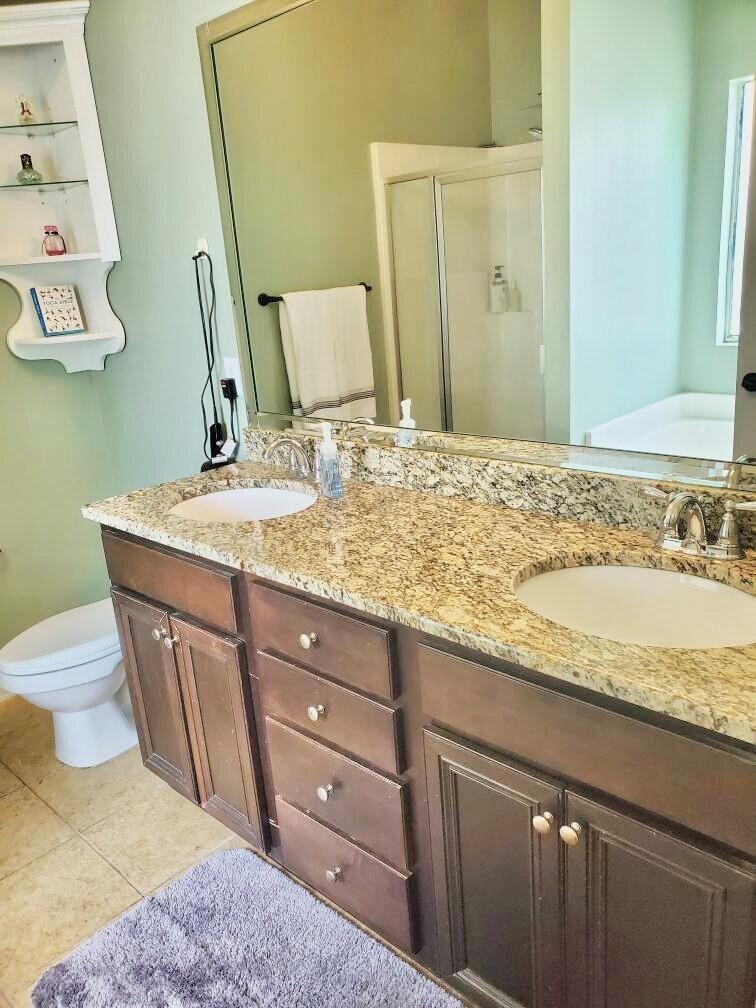 WATER OAKS T/H - Residential