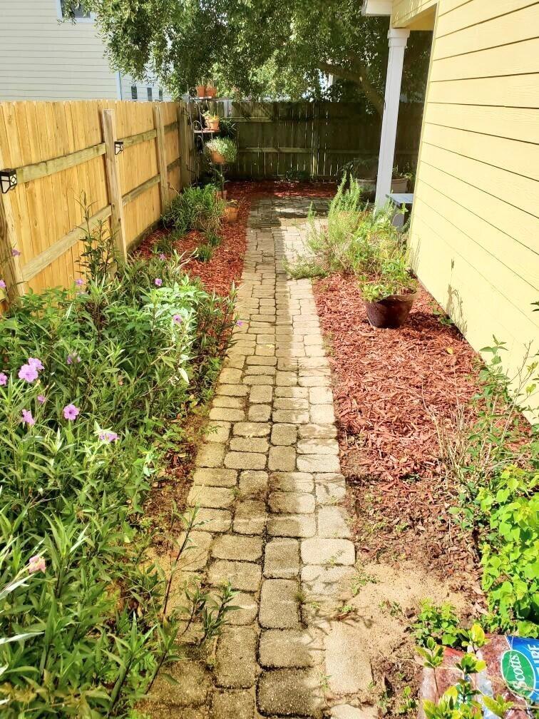 WATER OAKS T/H - Residential