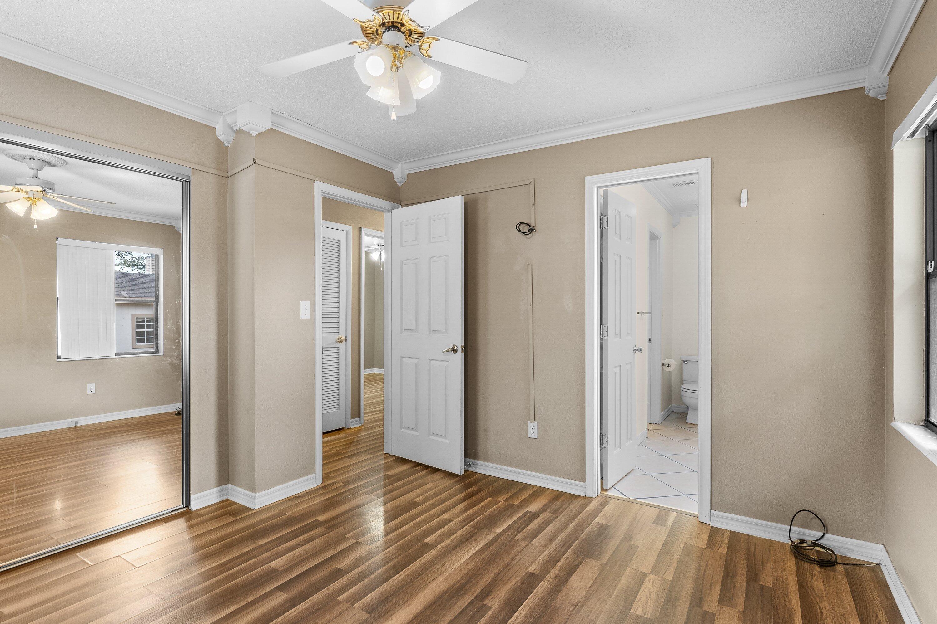 CAROL ANNE MANOR - Residential