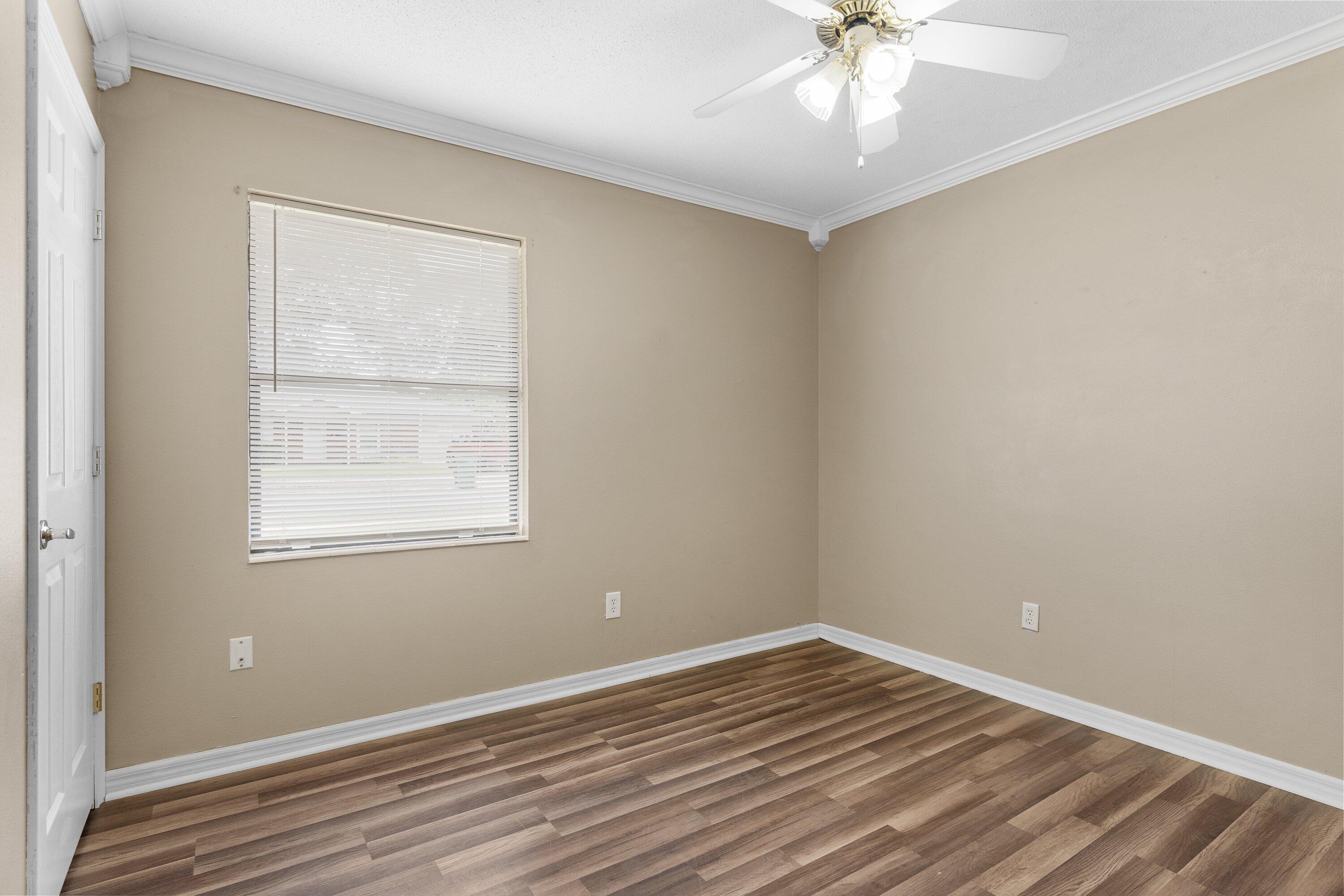 CAROL ANNE MANOR - Residential