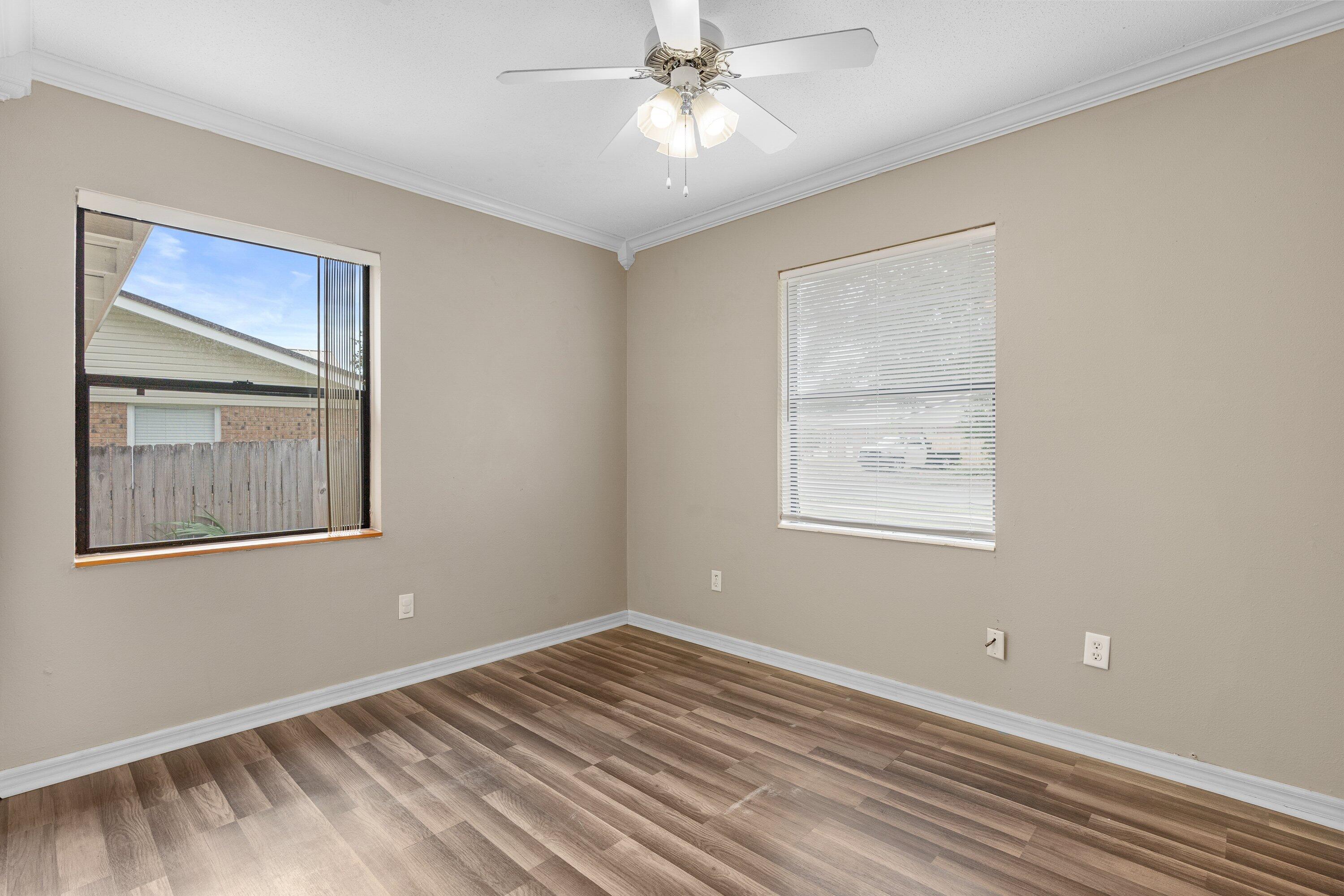 CAROL ANNE MANOR - Residential