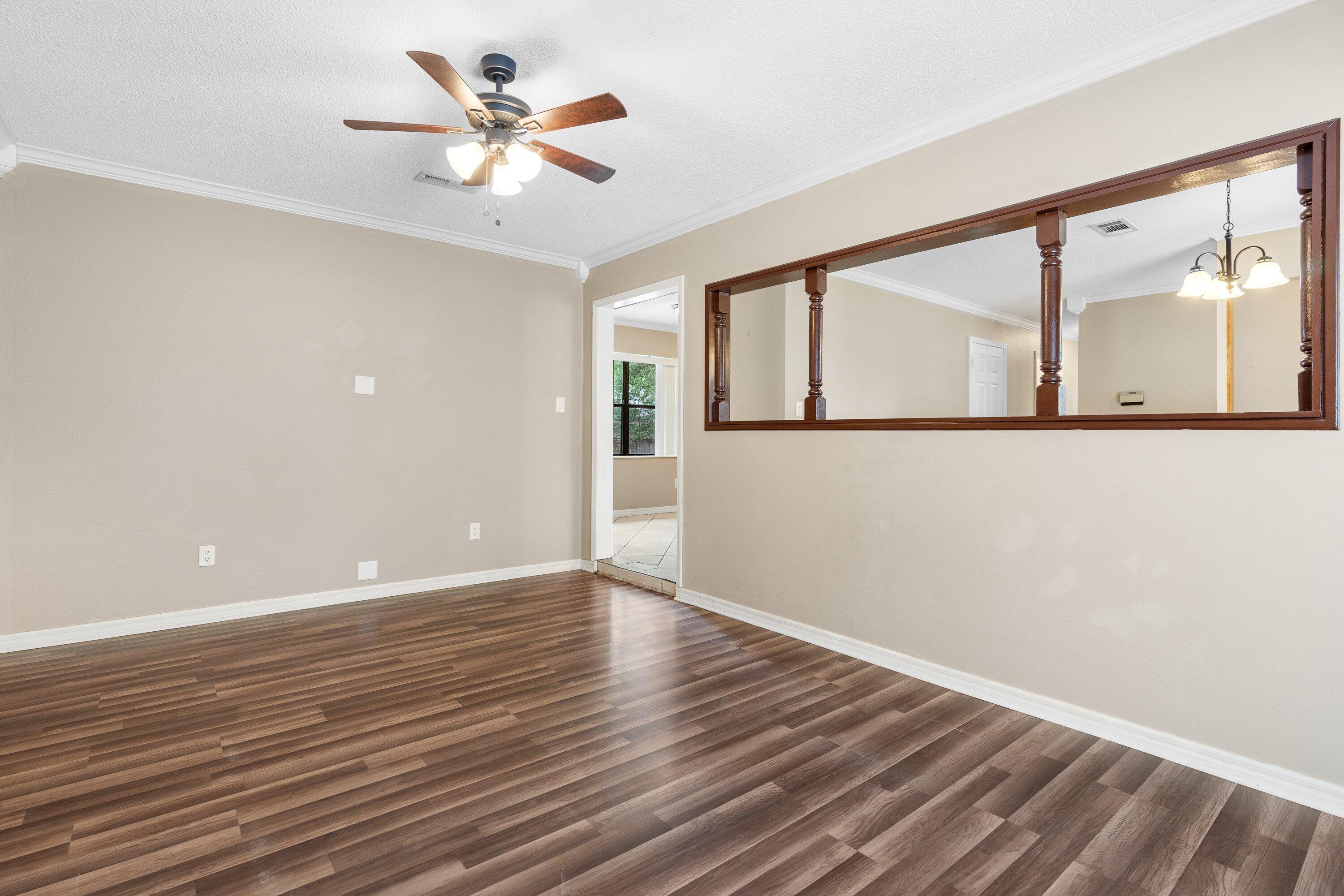 CAROL ANNE MANOR - Residential