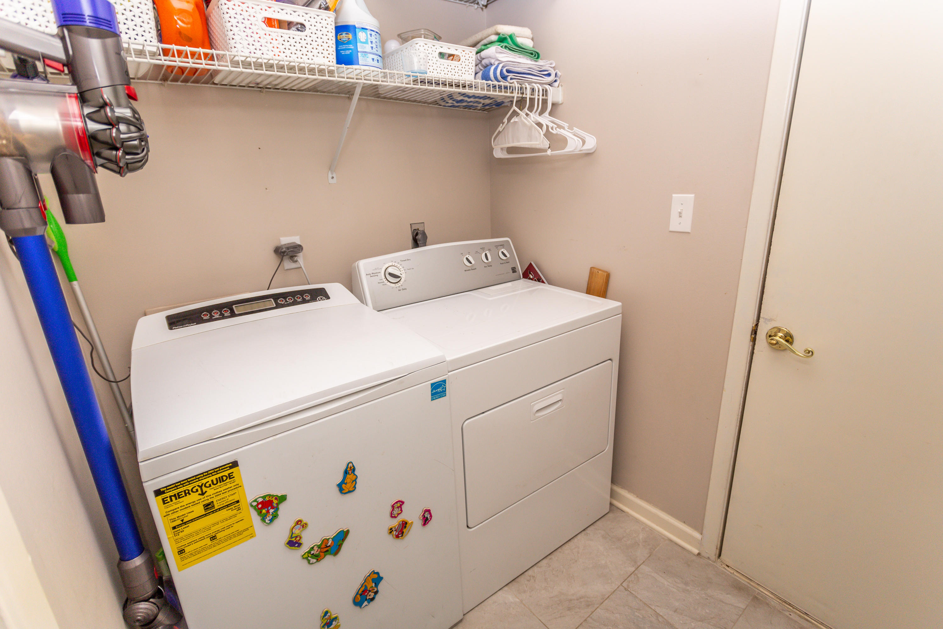 PARKWOOD COURT AT BLUEWATER BAY - Residential