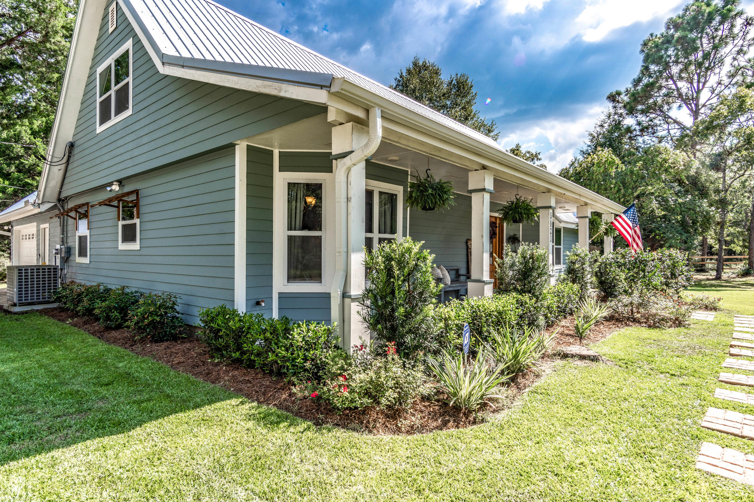 NO RECORDED SUBDIVISION - Residential