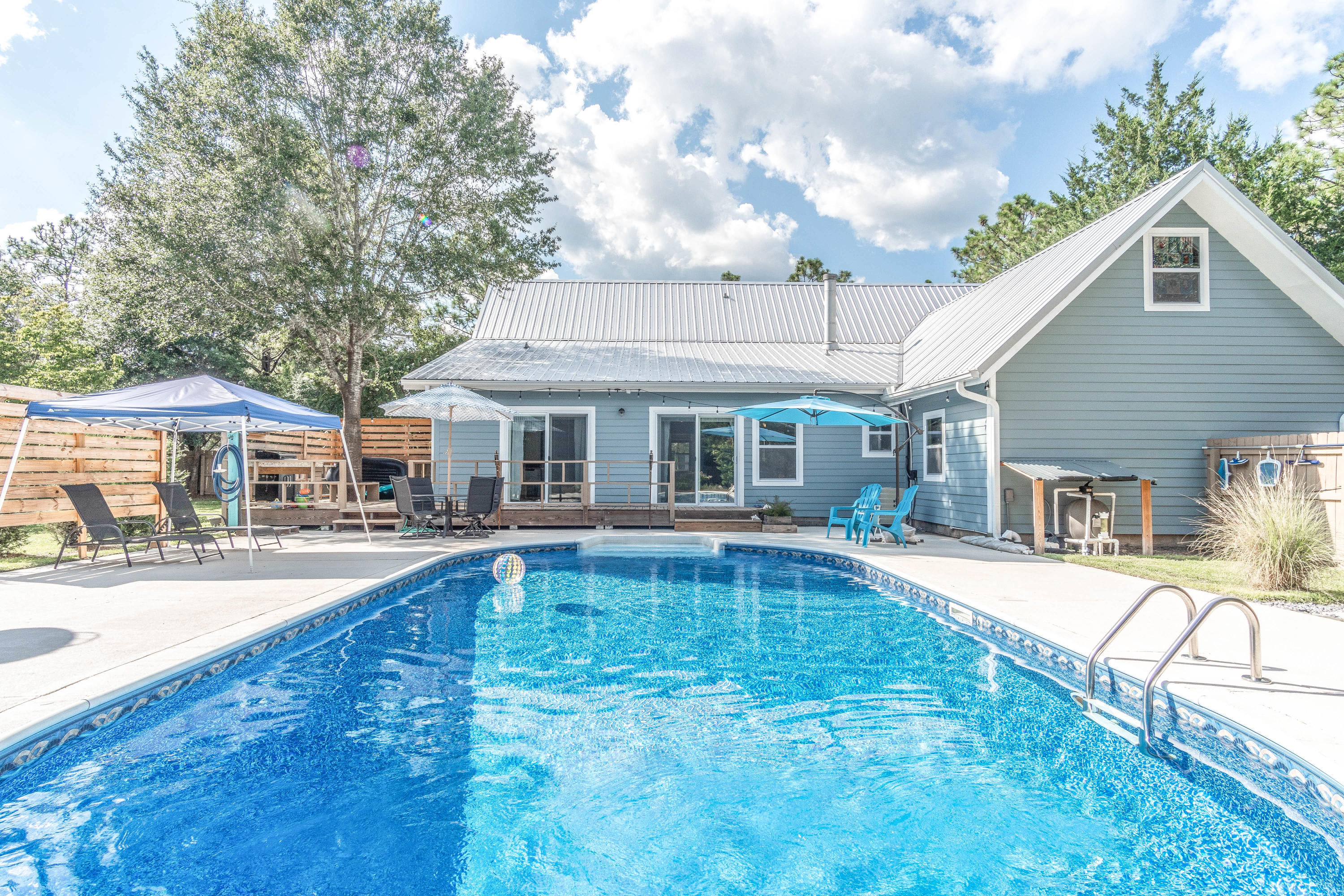 NO RECORDED SUBDIVISION - Residential