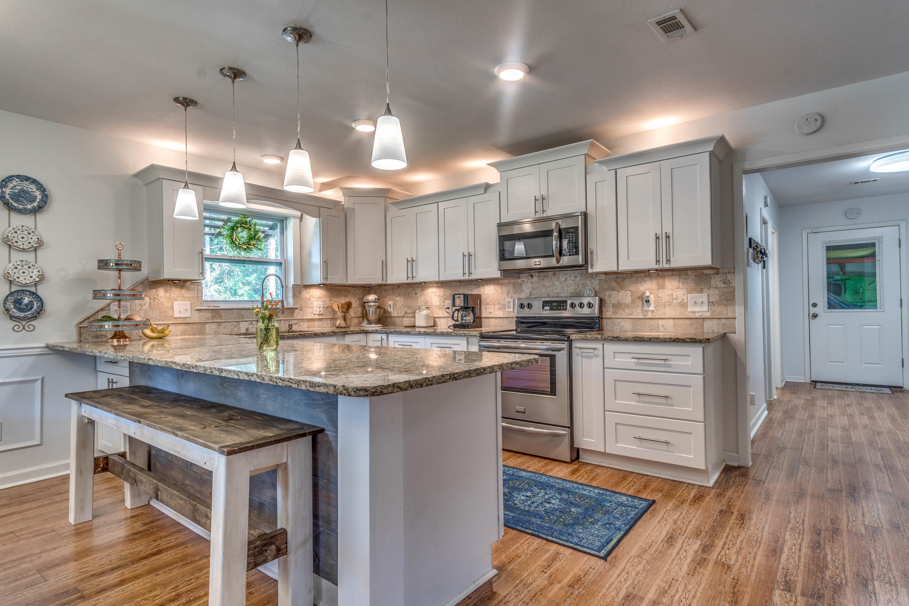 NO RECORDED SUBDIVISION - Residential