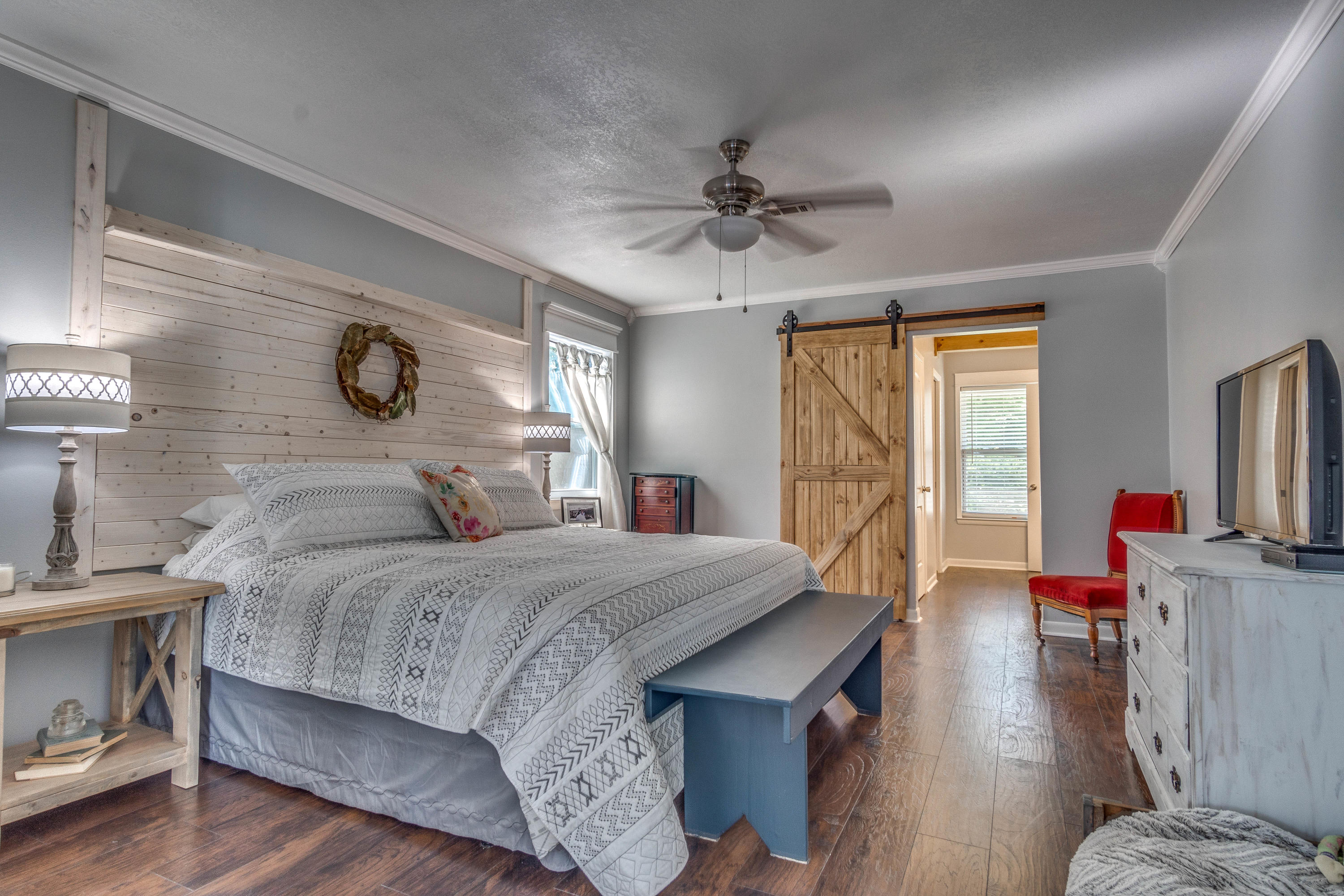 NO RECORDED SUBDIVISION - Residential