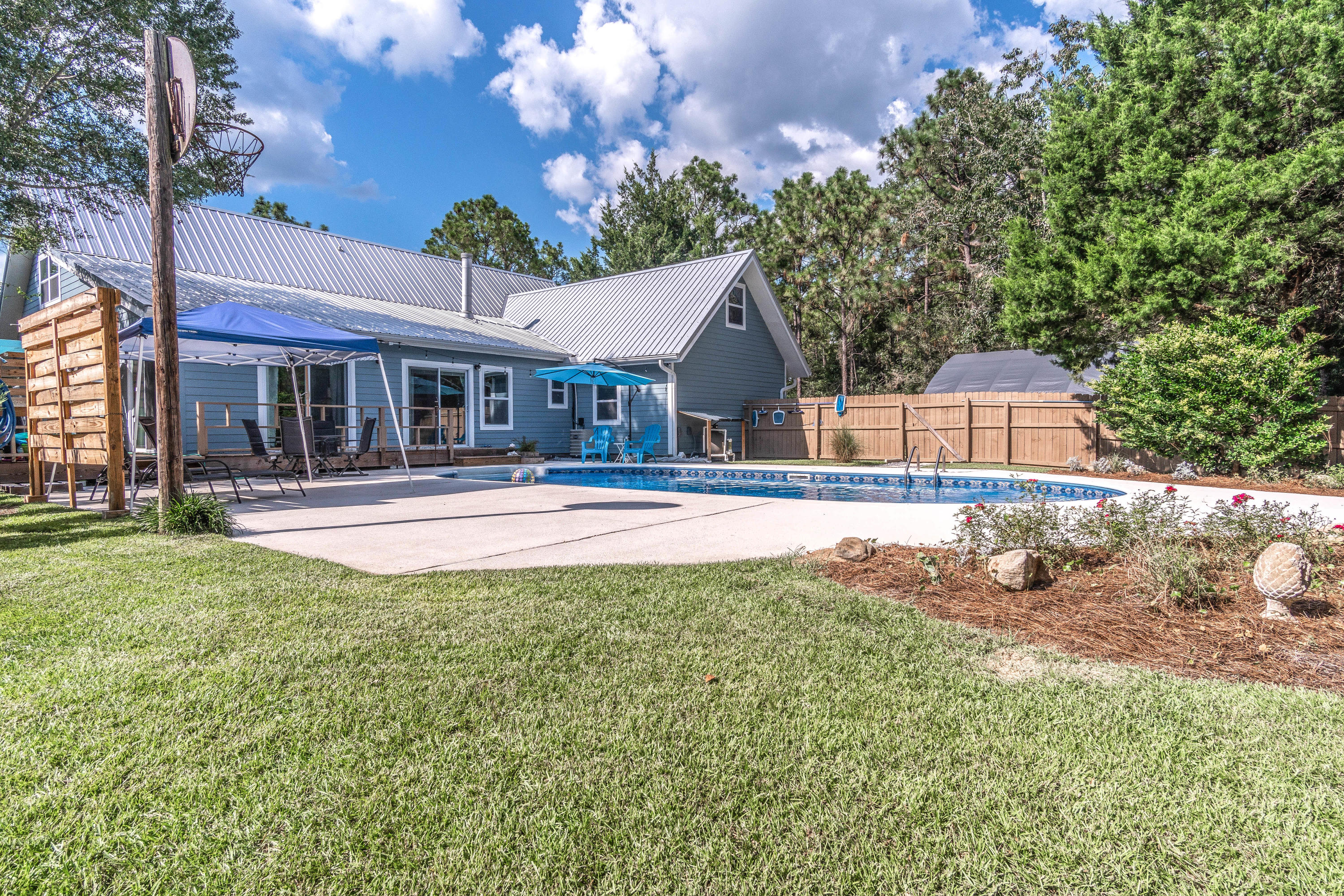 NO RECORDED SUBDIVISION - Residential