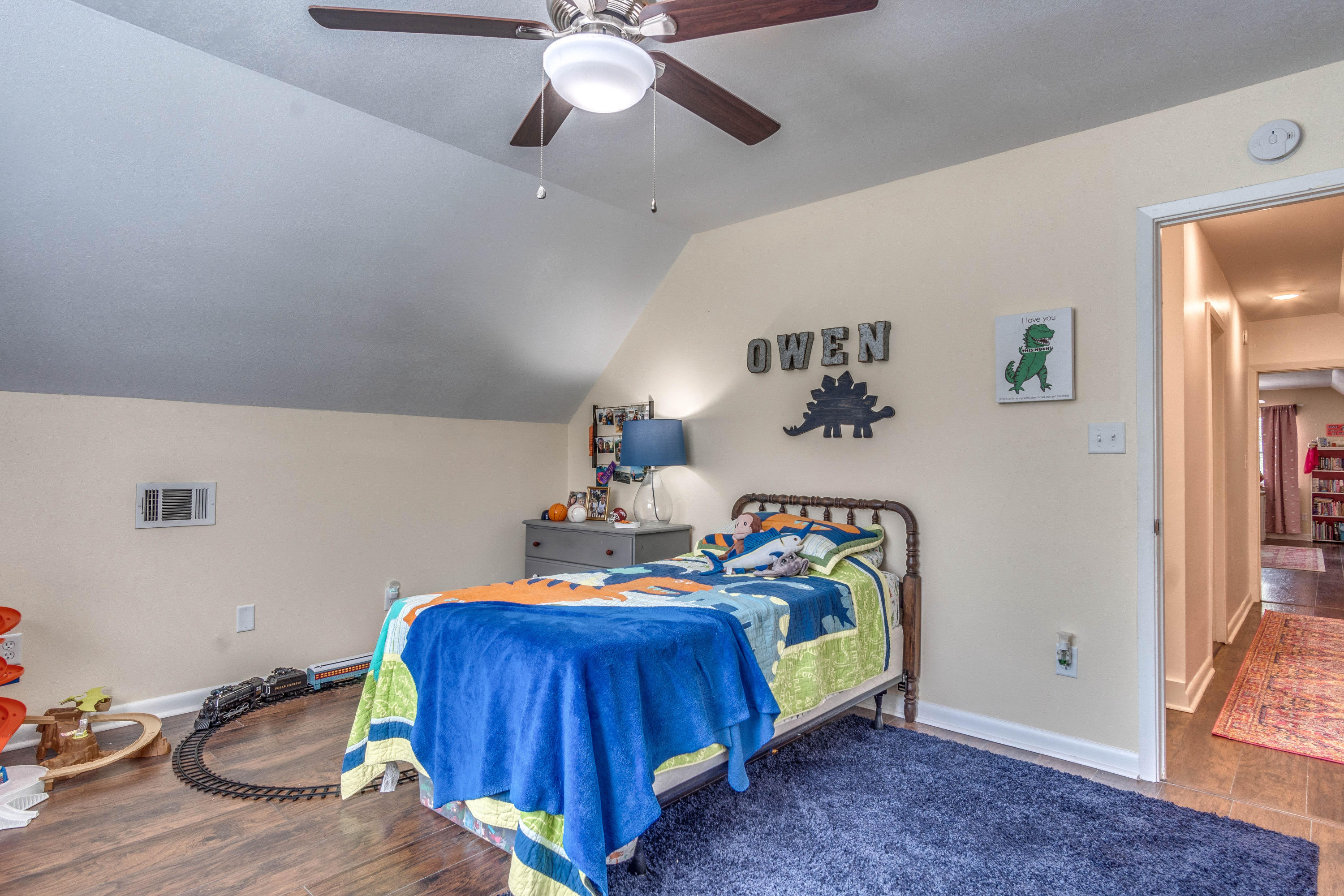 NO RECORDED SUBDIVISION - Residential