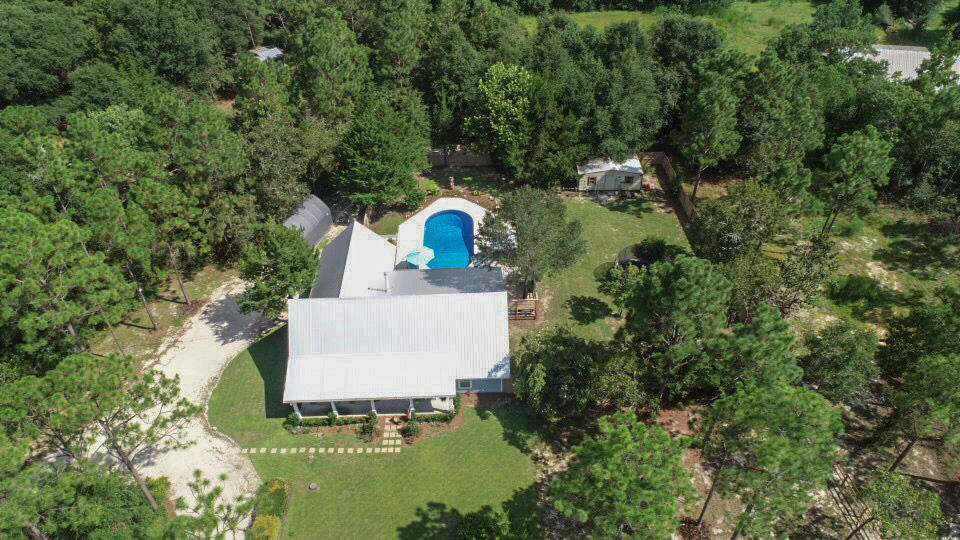 NO RECORDED SUBDIVISION - Residential