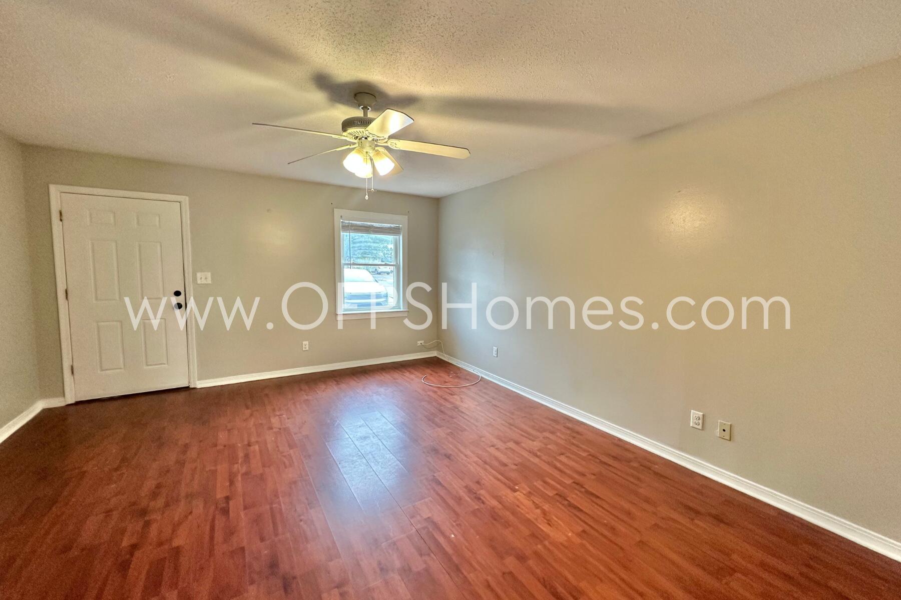 PORT DIXIE - Residential Lease