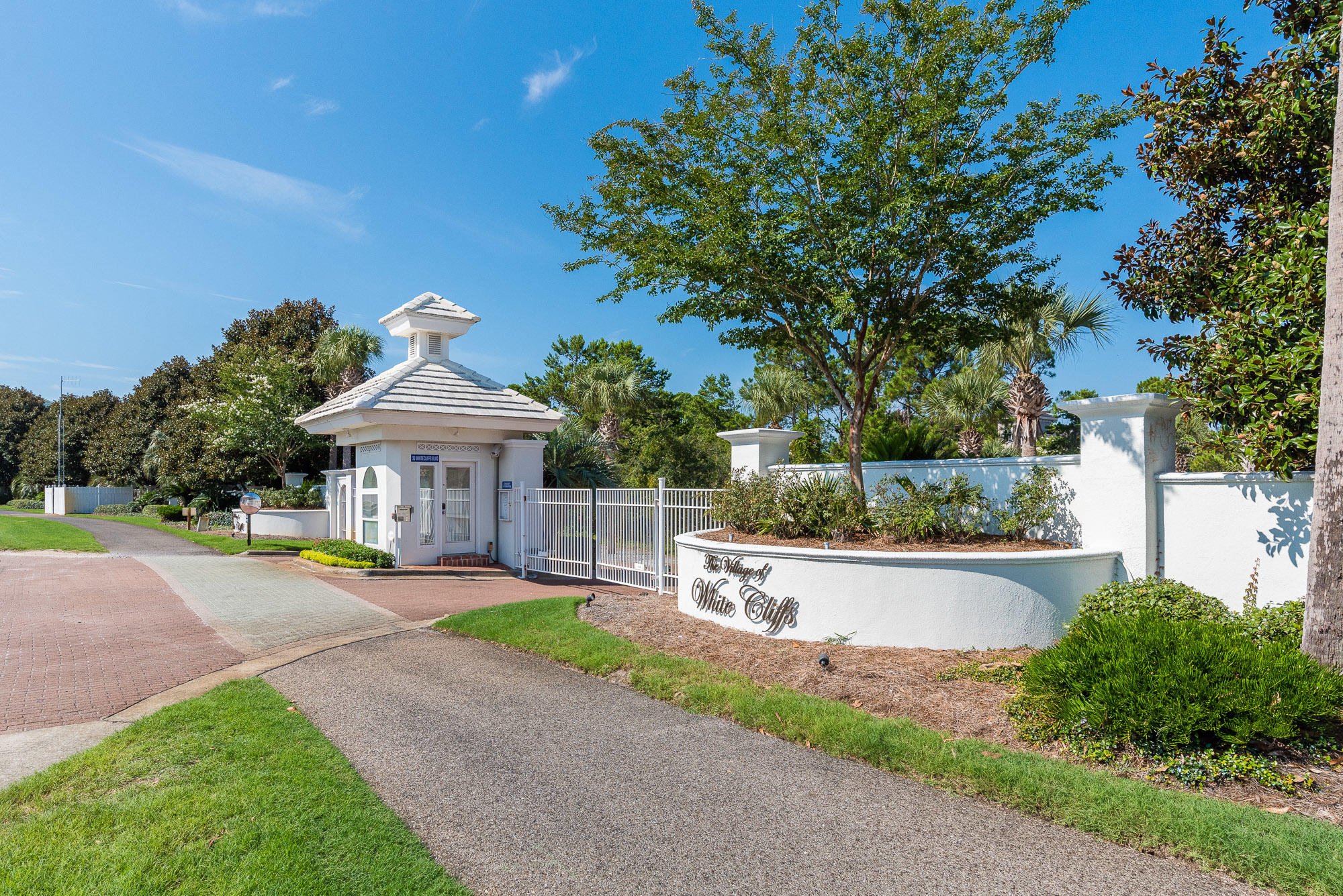 VILLAGE OF WHITE CLIFFS THE - Residential