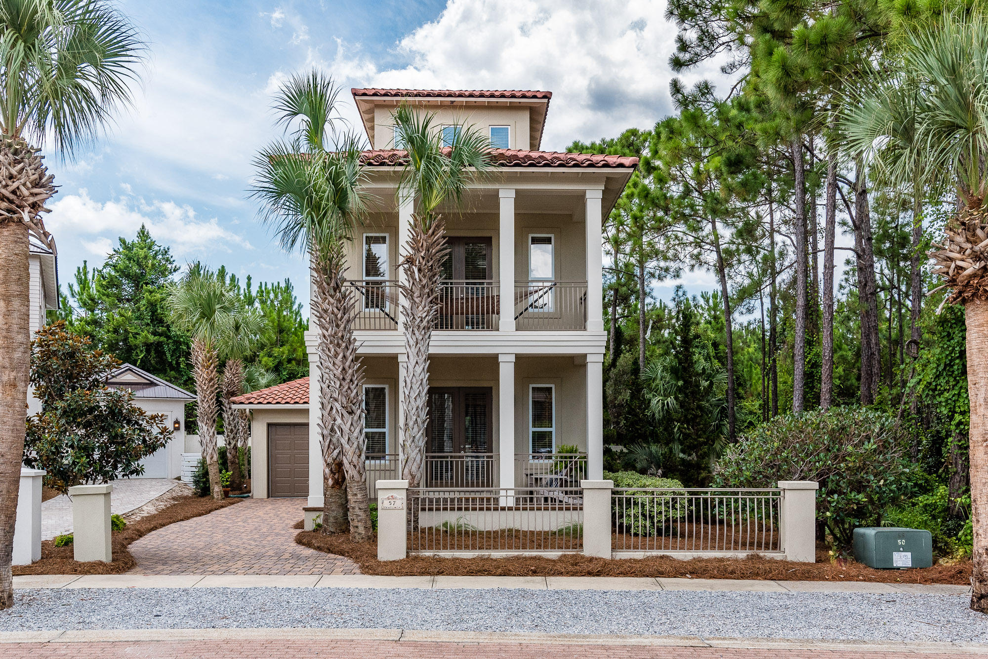 VILLAGE OF WHITE CLIFFS THE - Residential