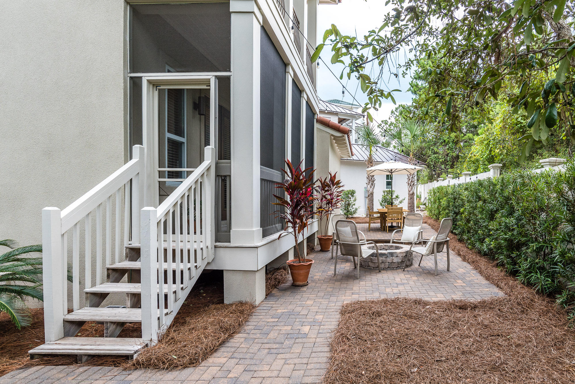 VILLAGE OF WHITE CLIFFS THE - Residential