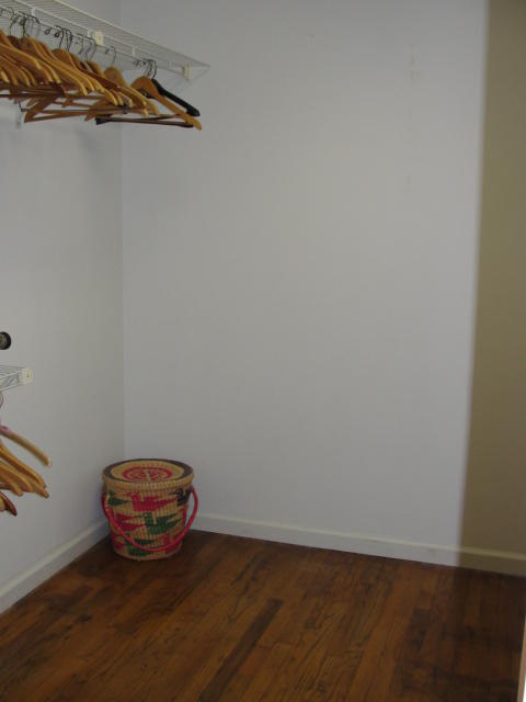 Kenwood Area - Residential