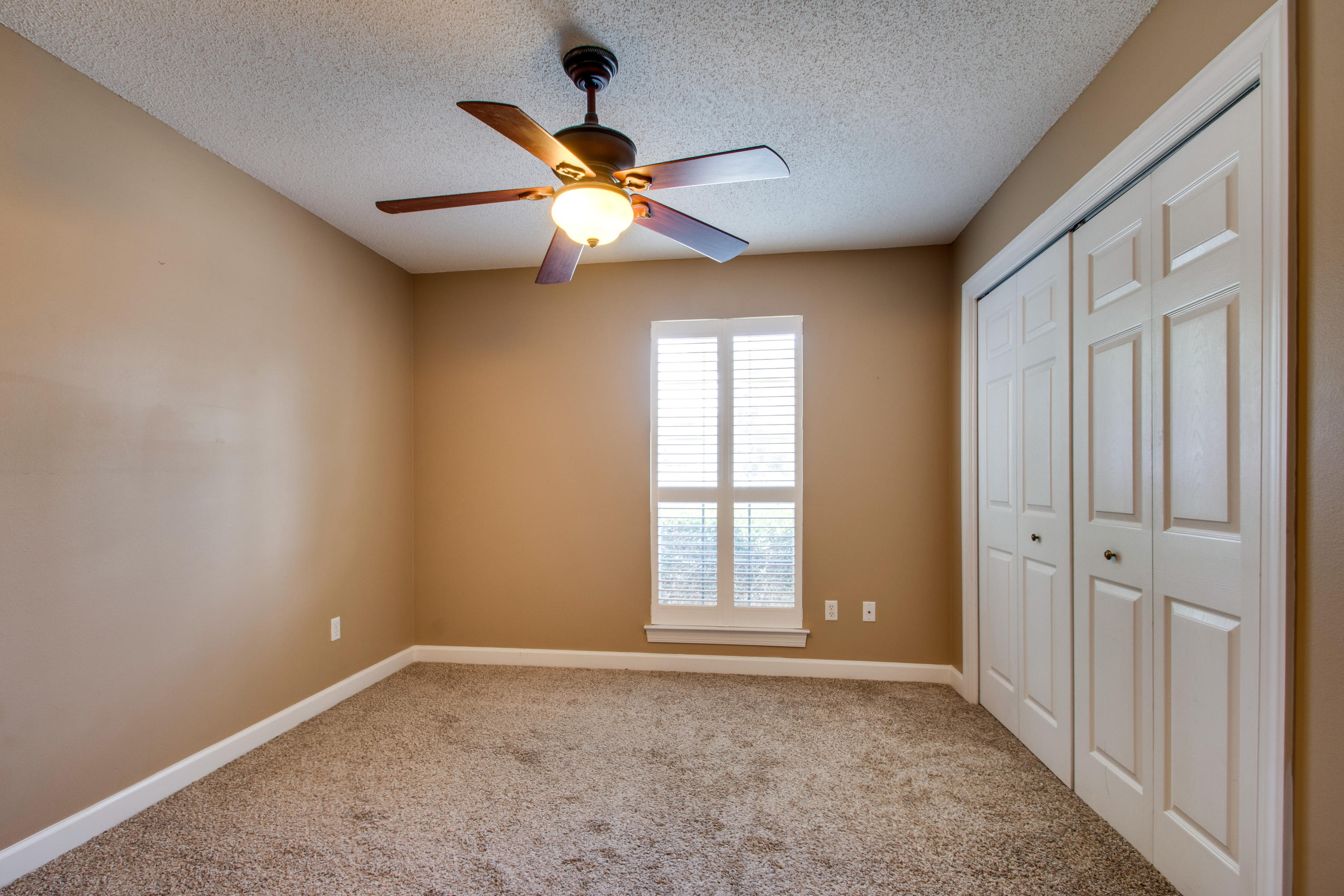 SEA DUNES - Residential Lease