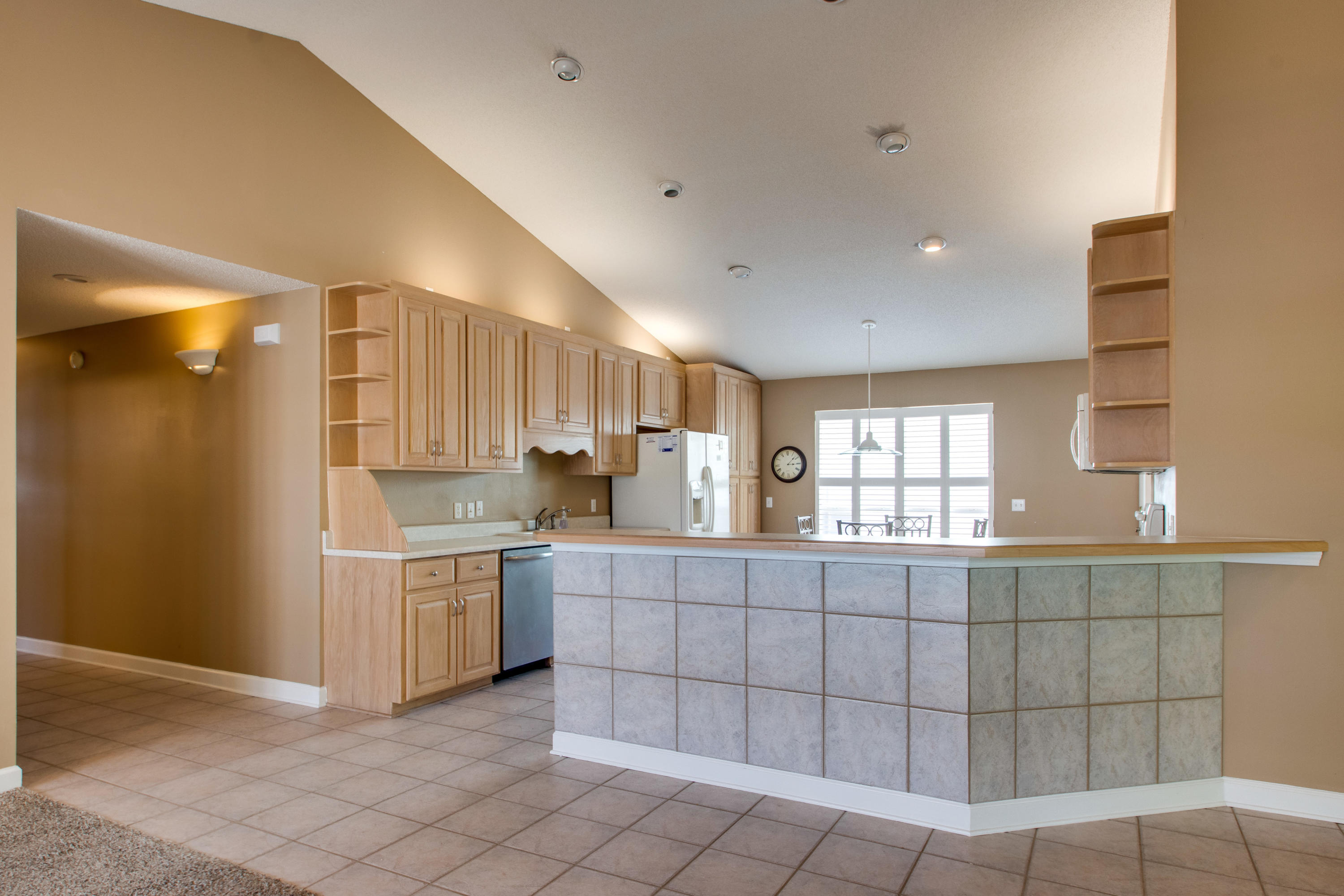 SEA DUNES - Residential Lease