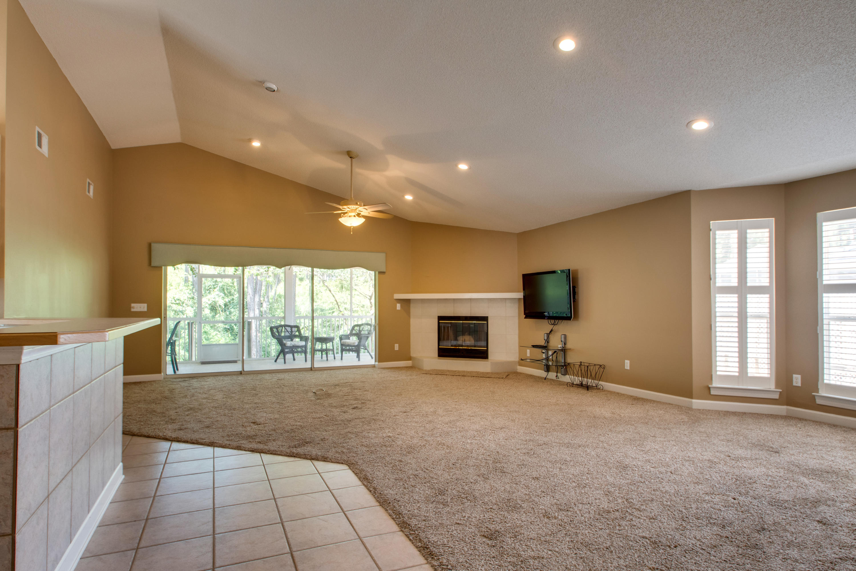 SEA DUNES - Residential Lease