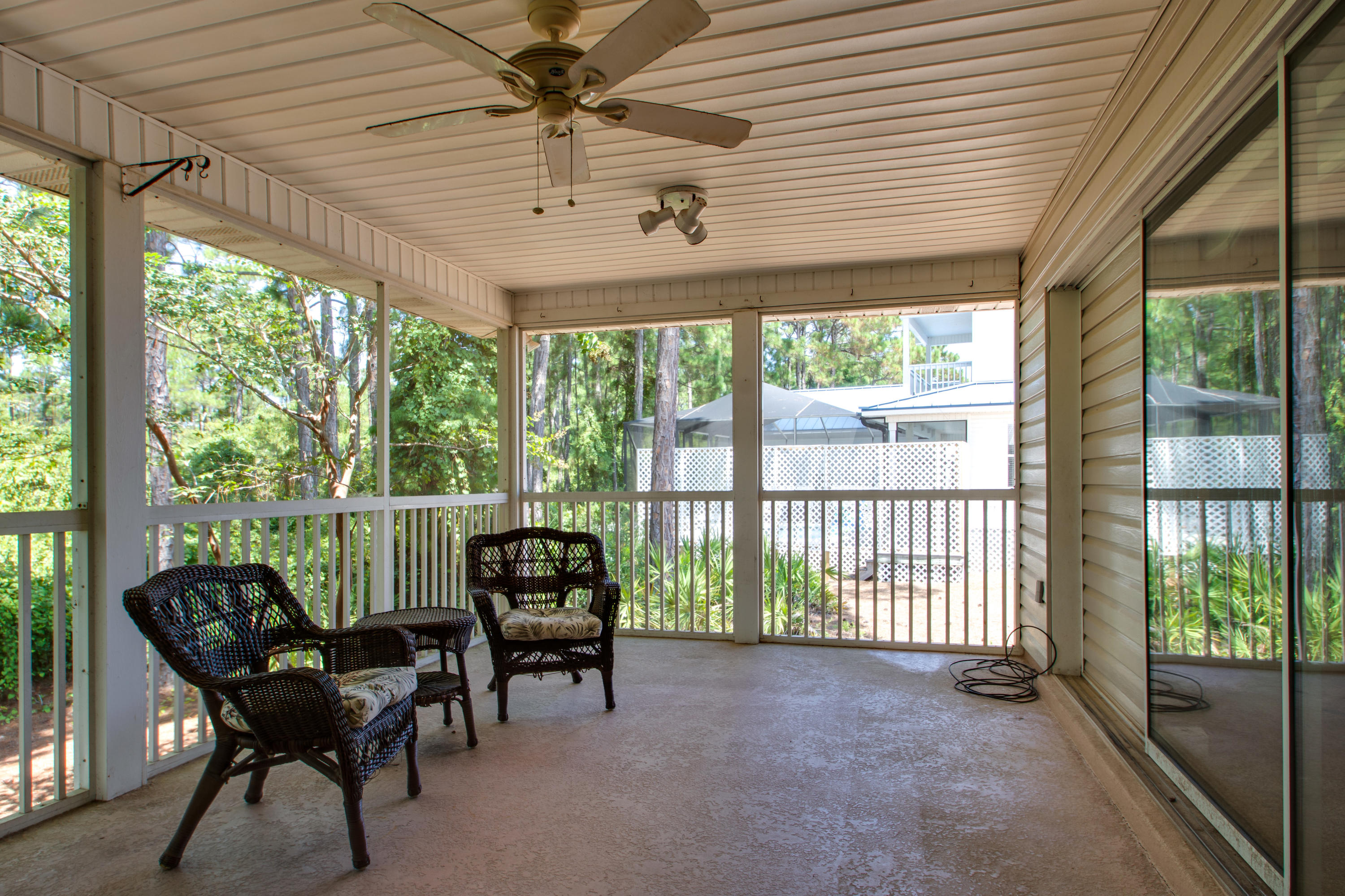 SEA DUNES - Residential Lease