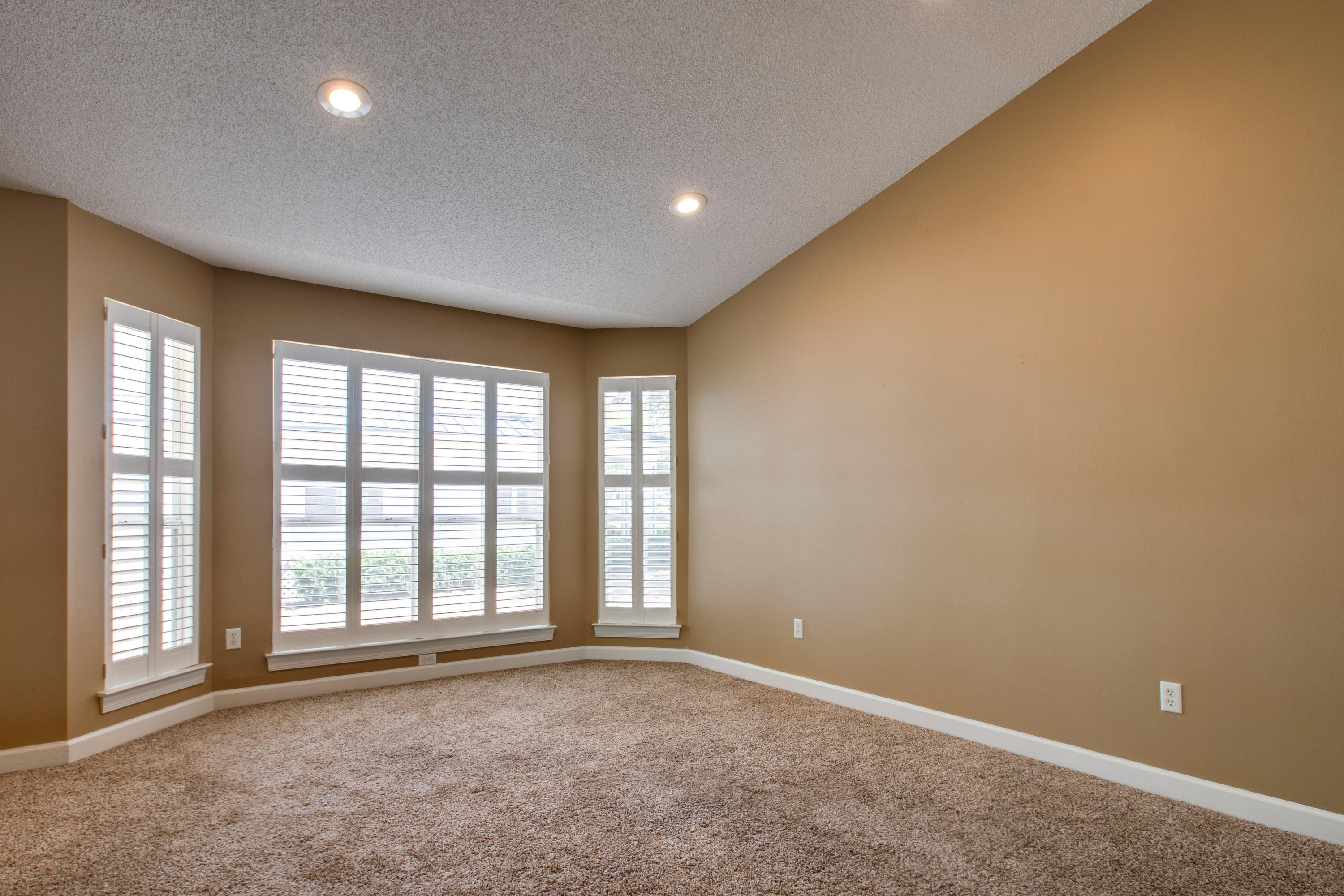 SEA DUNES - Residential Lease