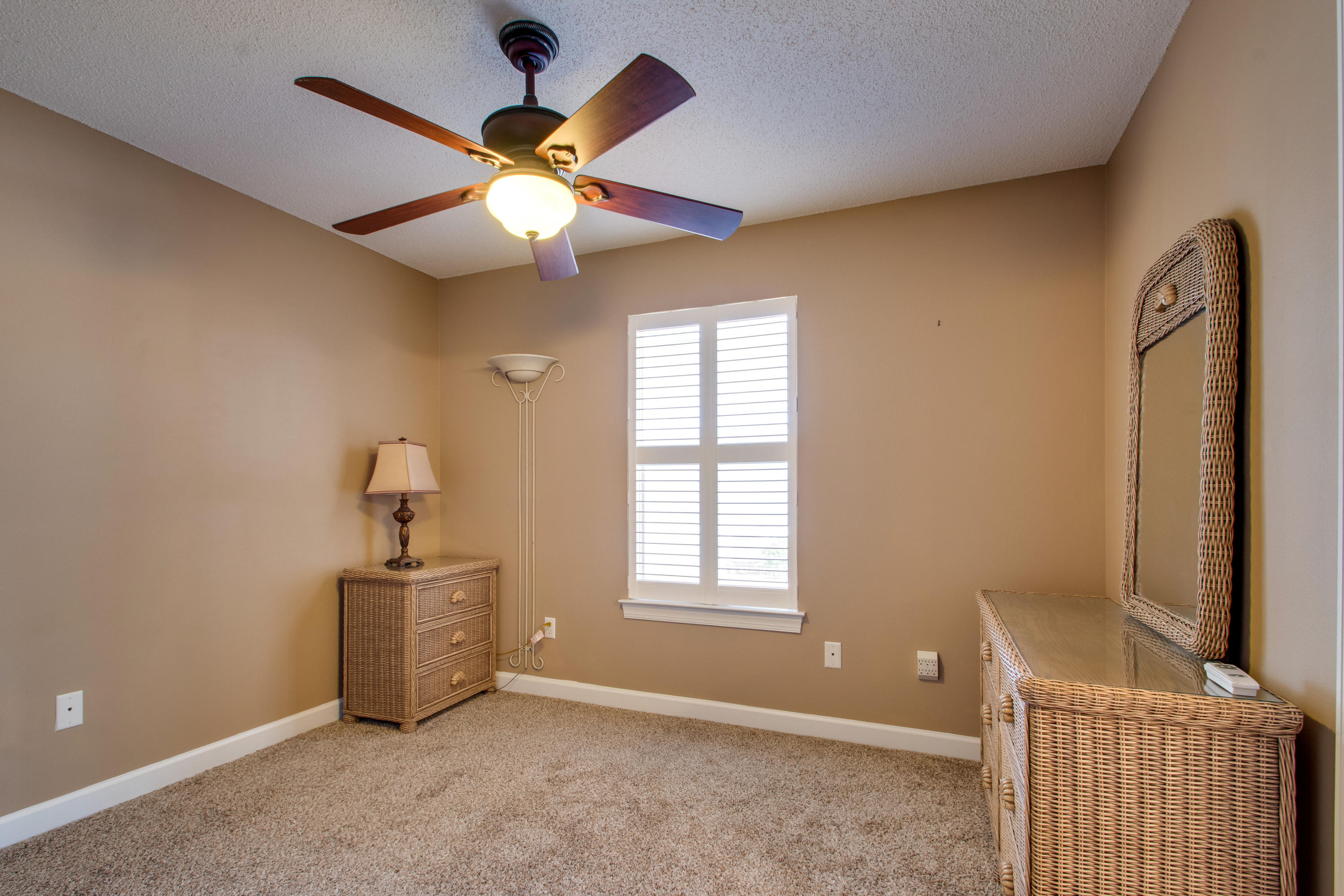 SEA DUNES - Residential Lease