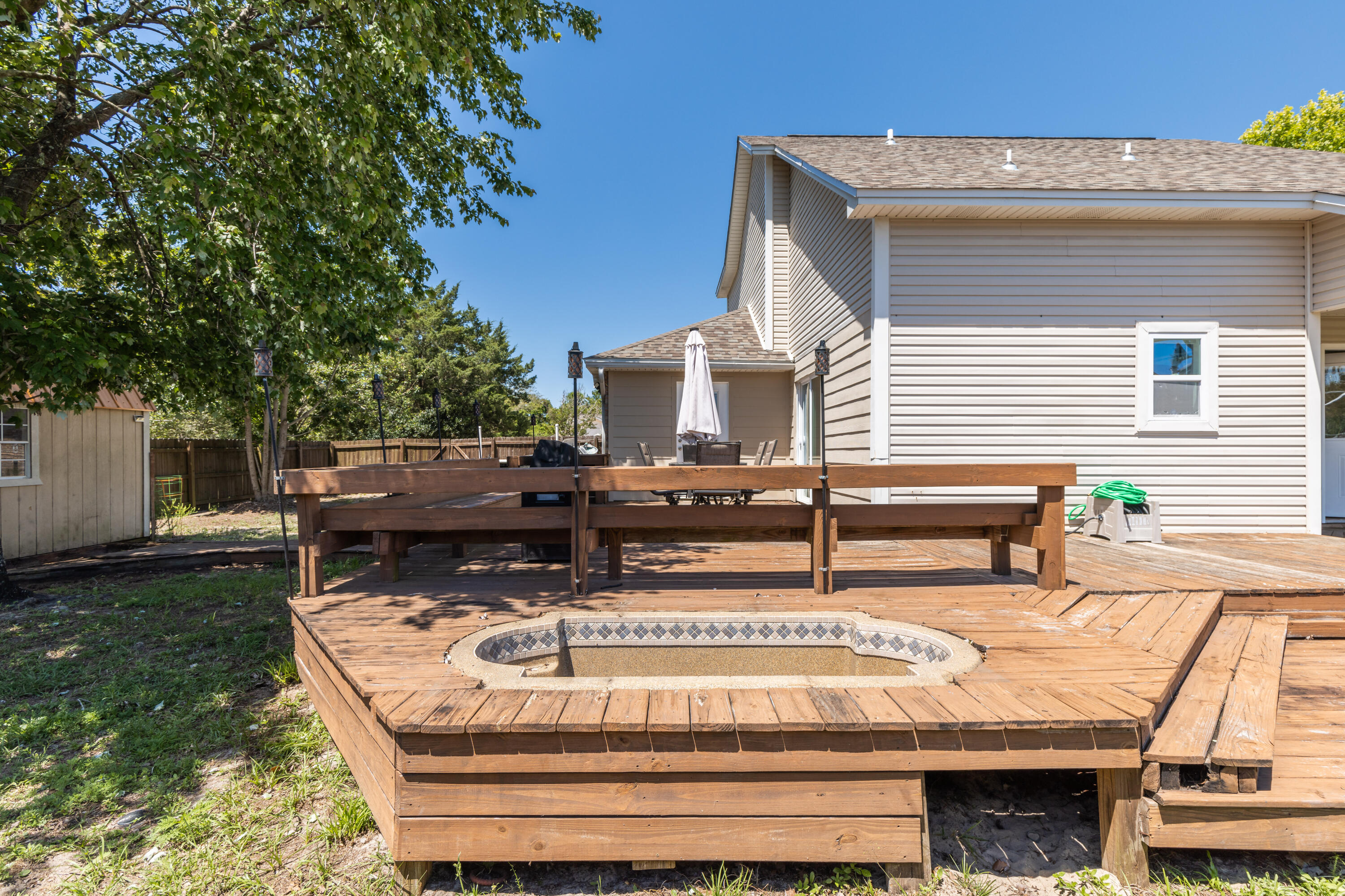 EMERALD POINTE PLAT 1 - Residential