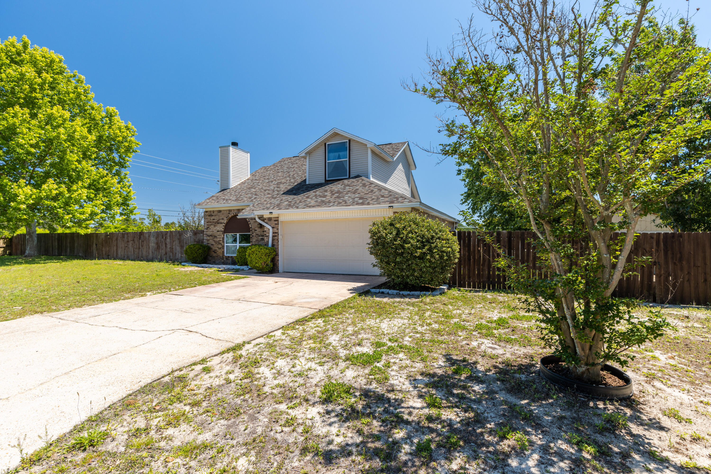 EMERALD POINTE PLAT 1 - Residential